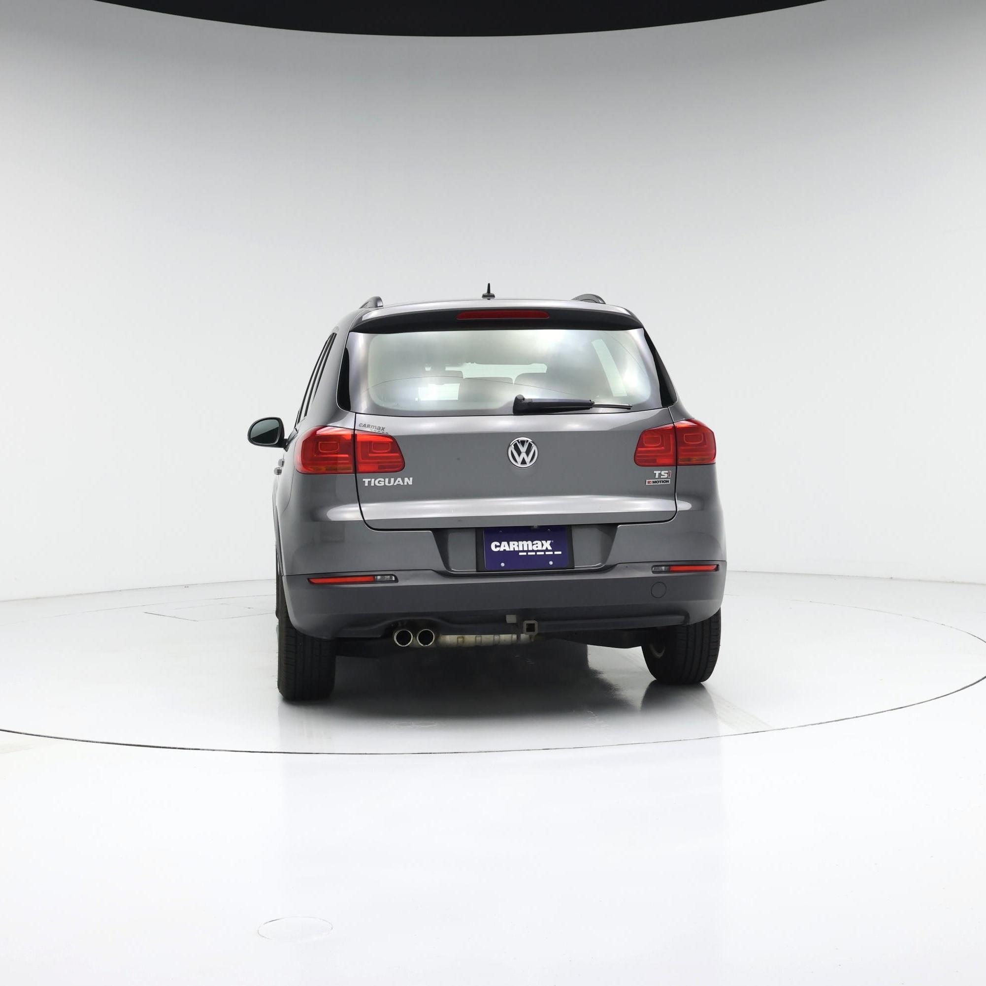 Thumbnail: 2016 Volkswagen Tiguan - 6