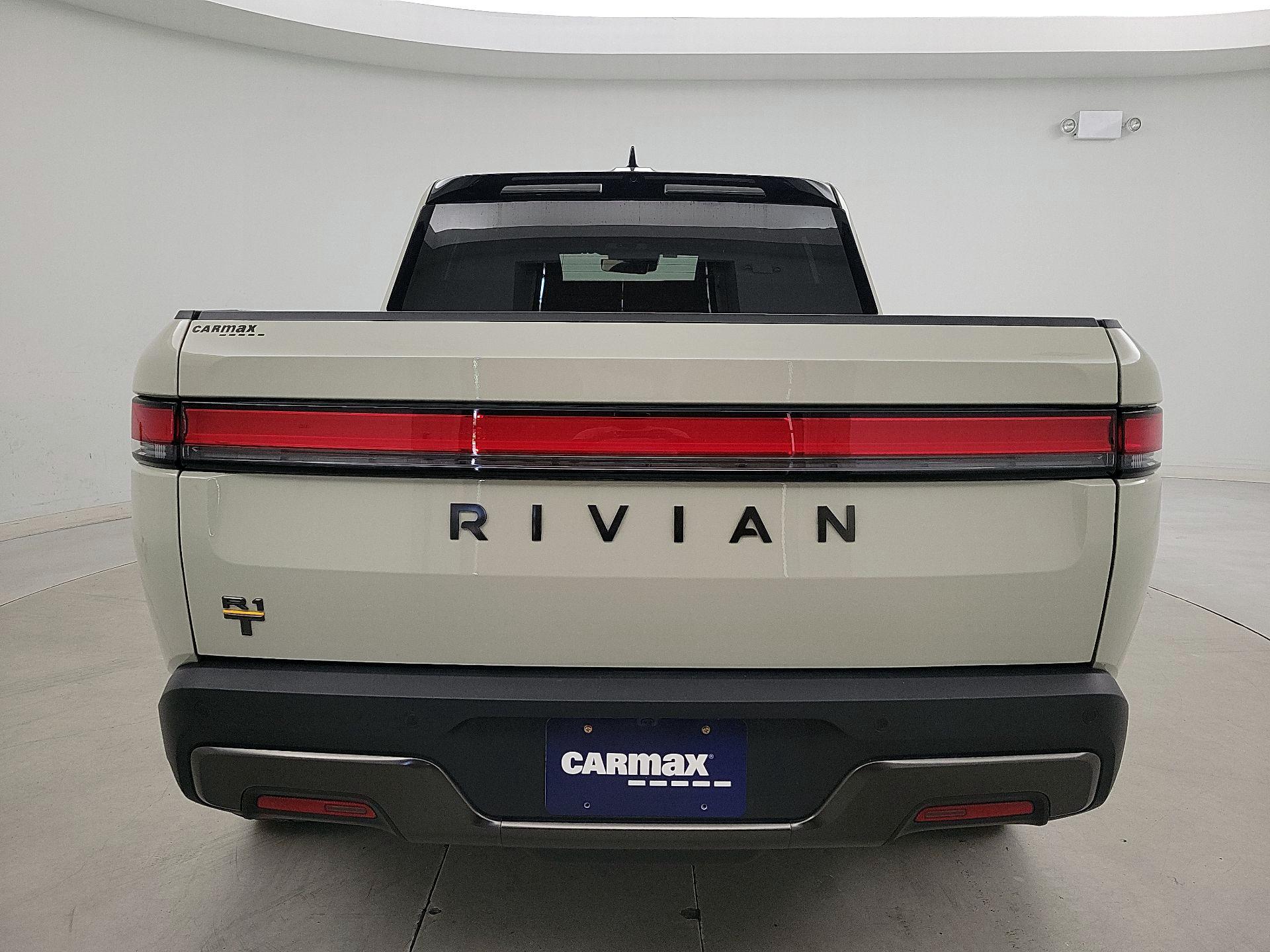 Thumbnail: 2025 Rivian R1T - 19