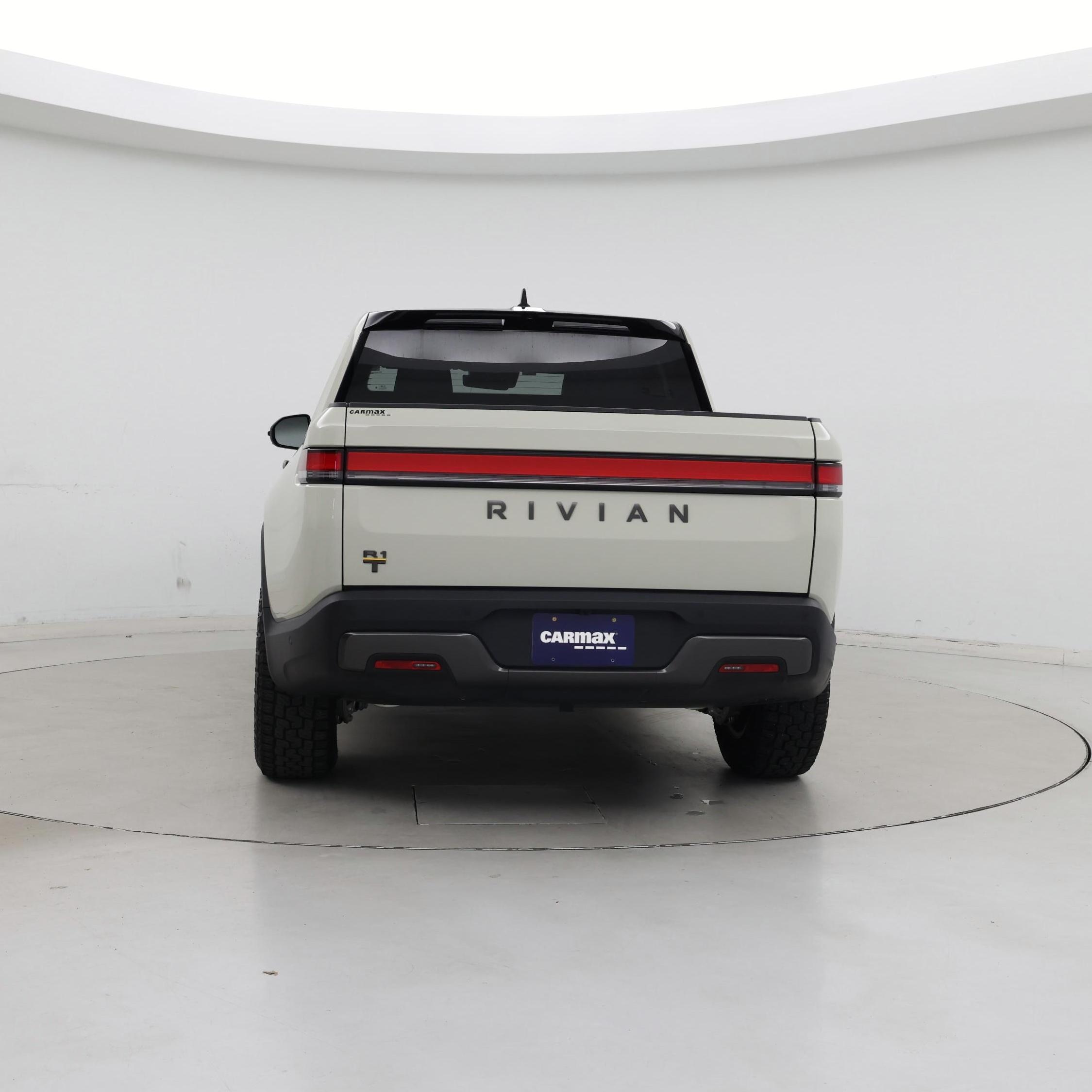 Thumbnail: 2025 Rivian R1T - 6