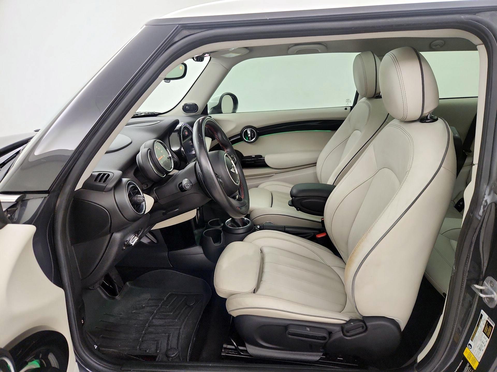 Thumbnail: 2018 MINI Cooper Hardtop - 11
