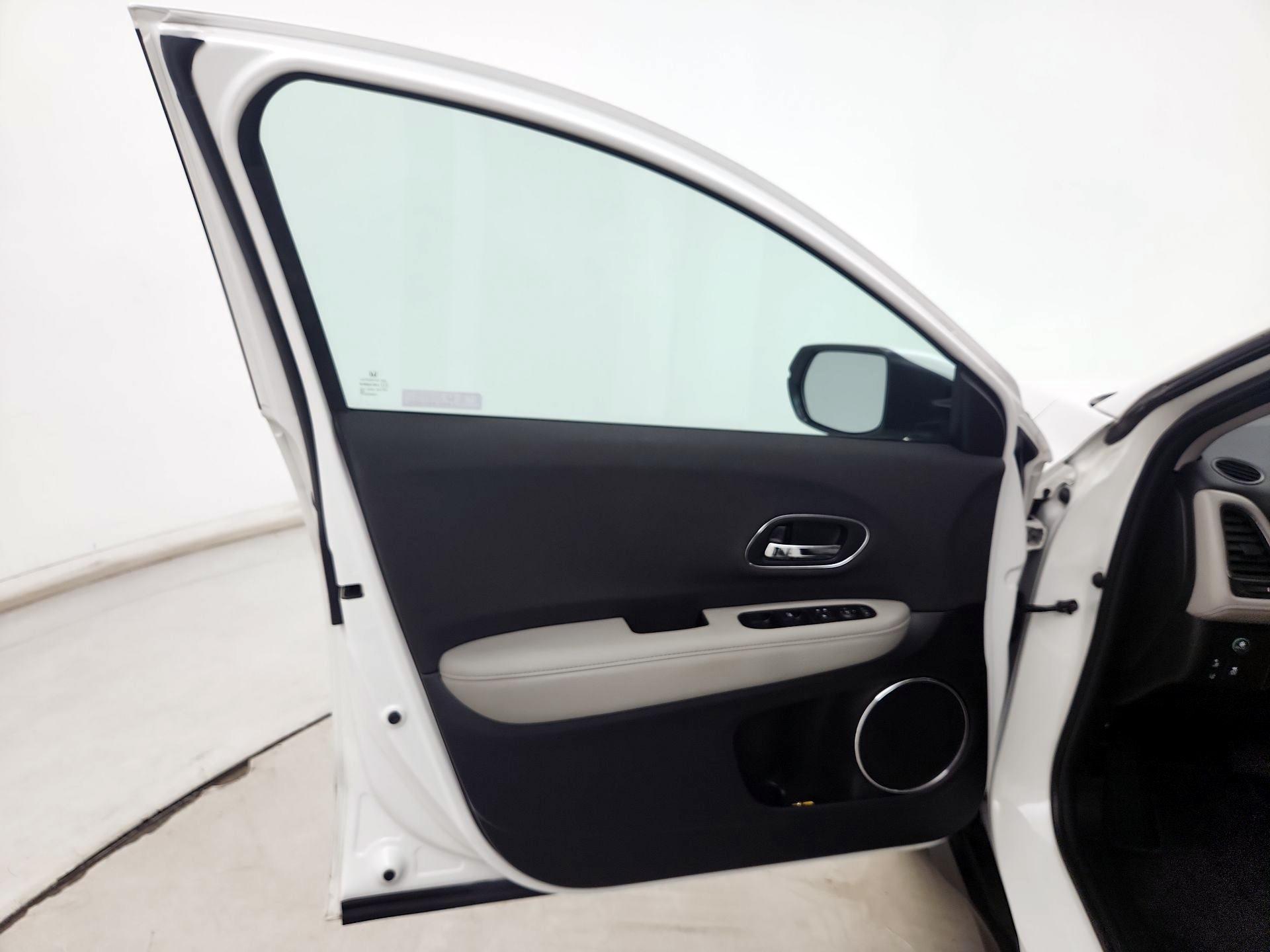 Thumbnail: 2020 Honda HR-V - 10