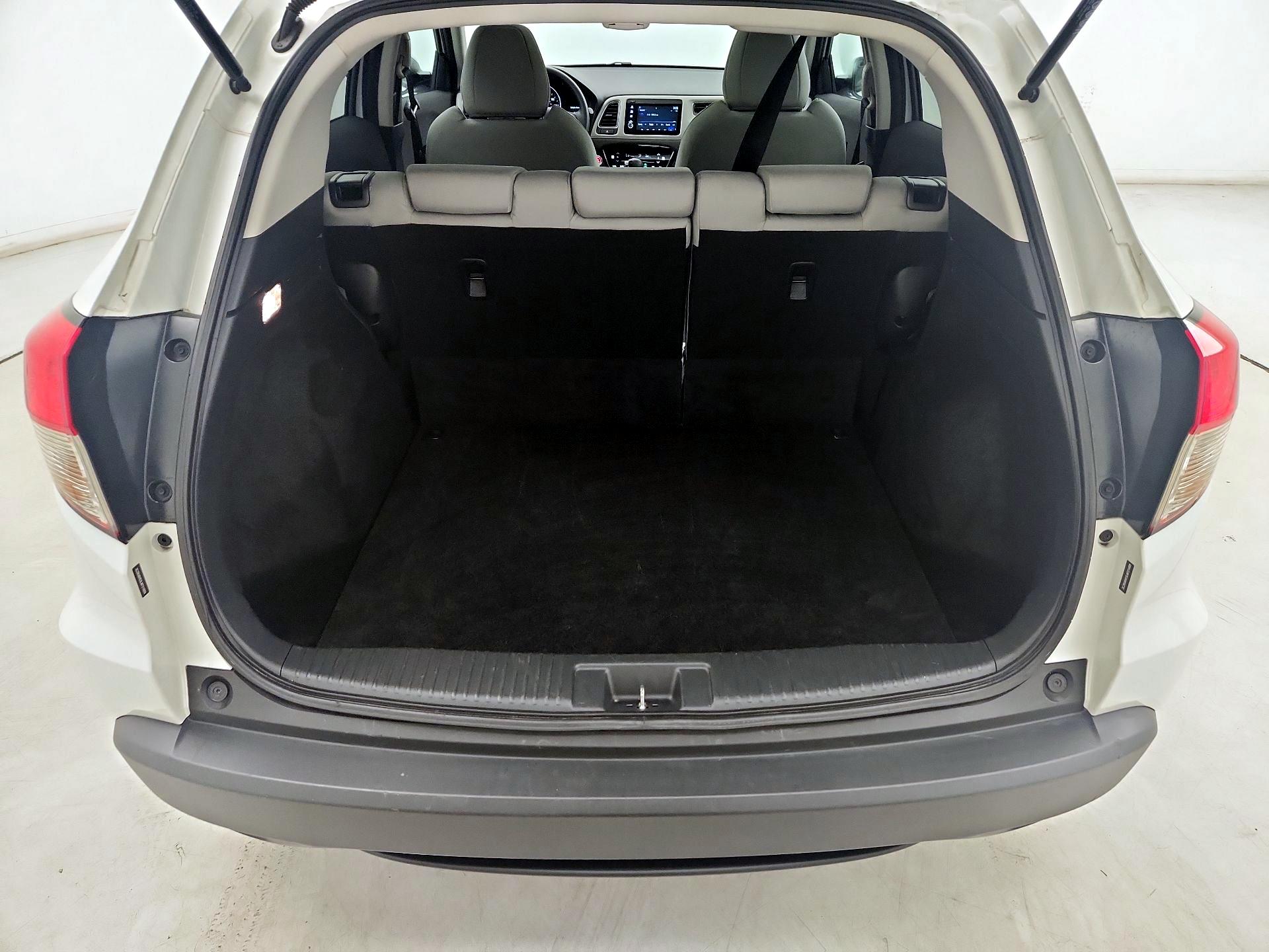 Thumbnail: 2020 Honda HR-V - 19
