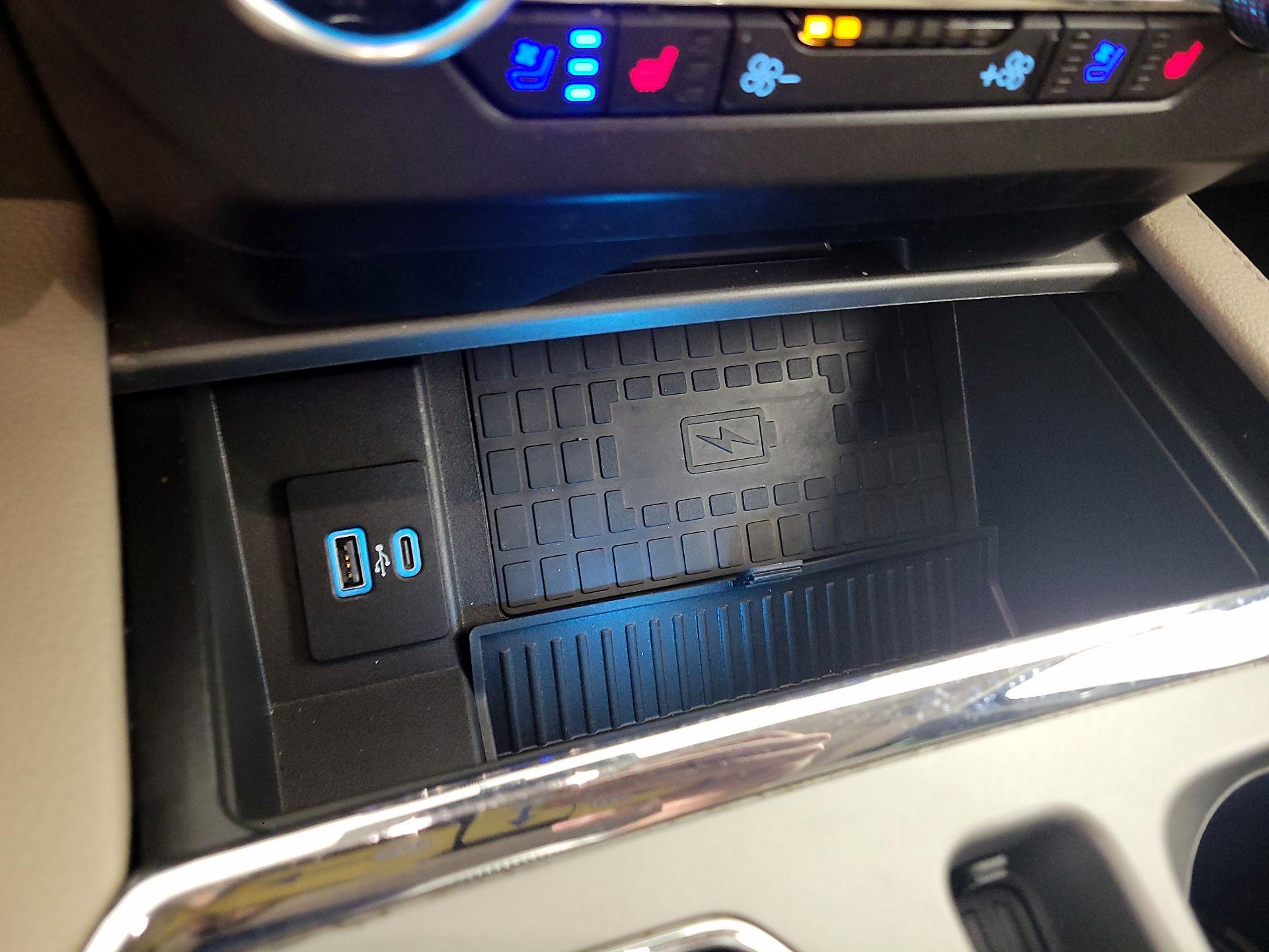 Thumbnail: 2020 Ford Expedition - 19