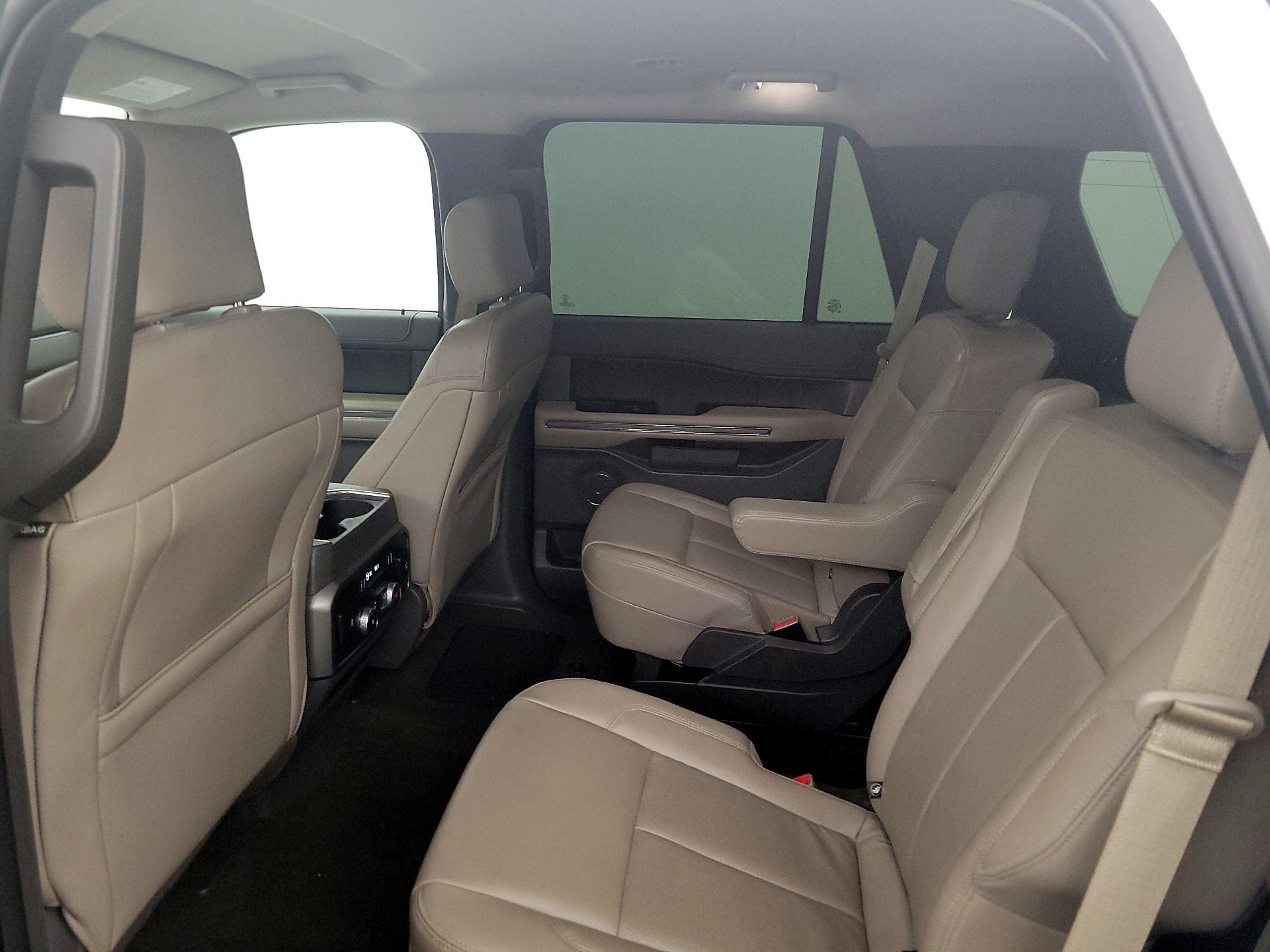 Thumbnail: 2020 Ford Expedition - 20