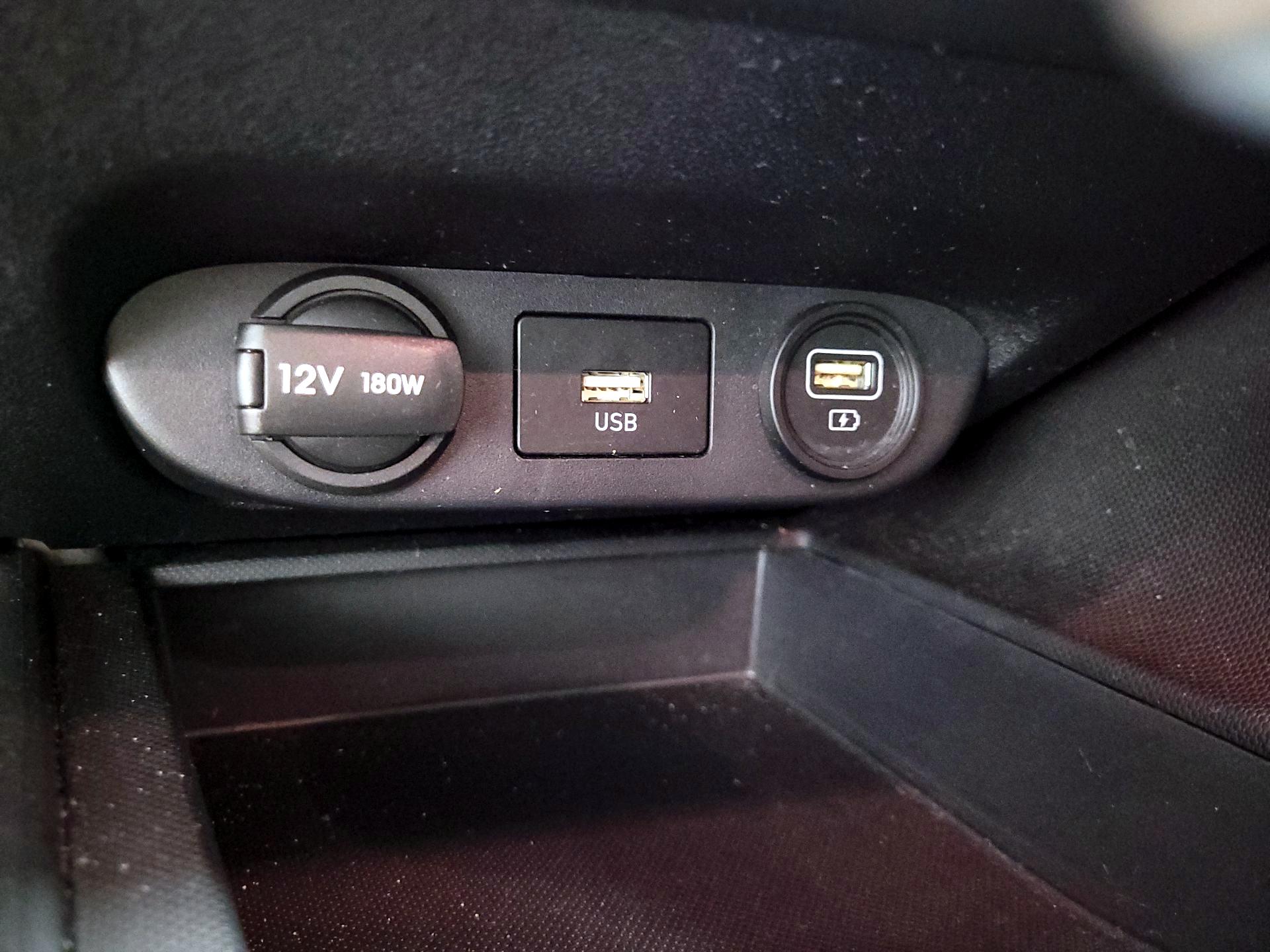 Thumbnail: 2023 Hyundai Elantra - 19