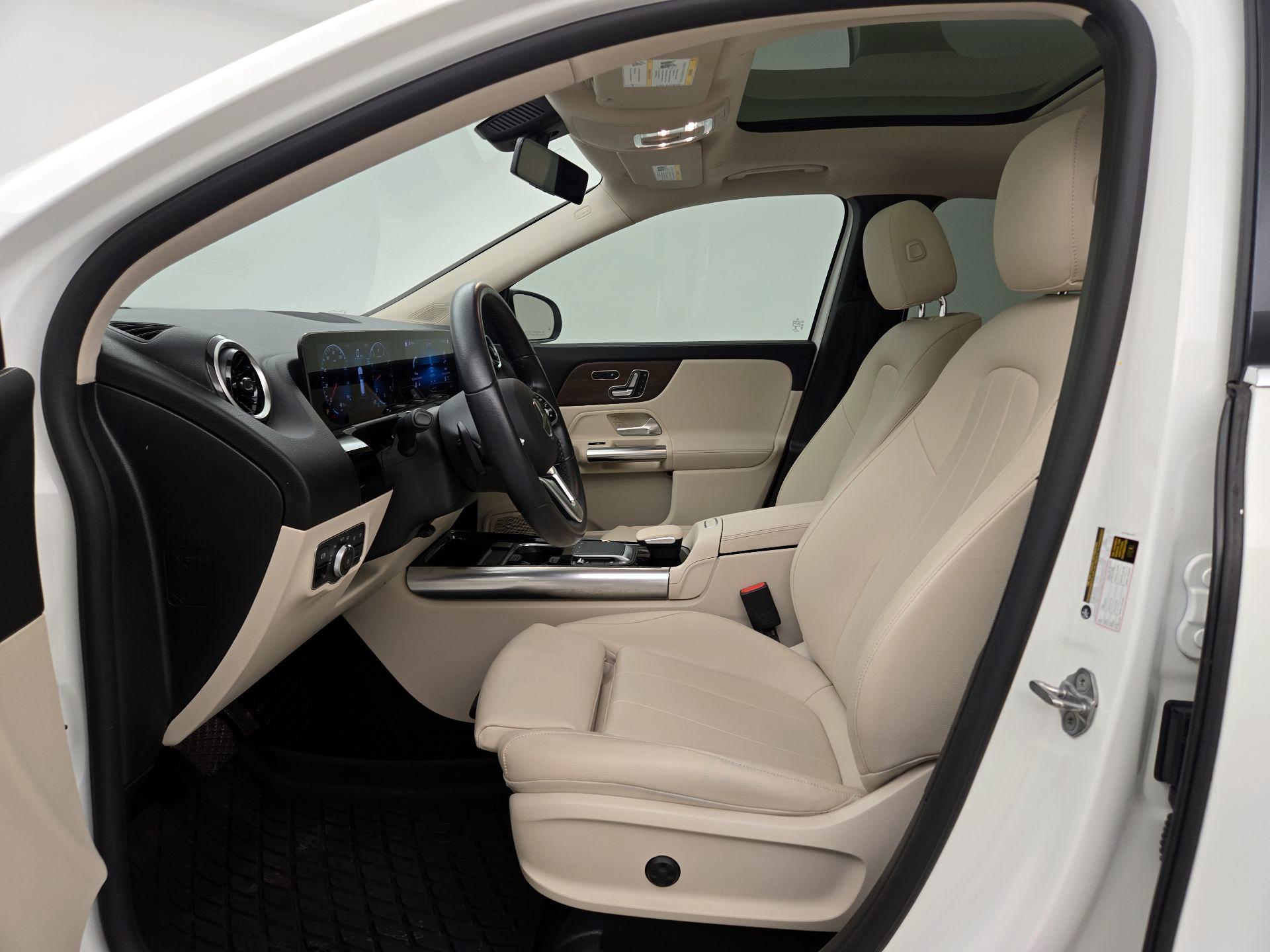 Thumbnail: 2021 Mercedes-Benz GLA - 11