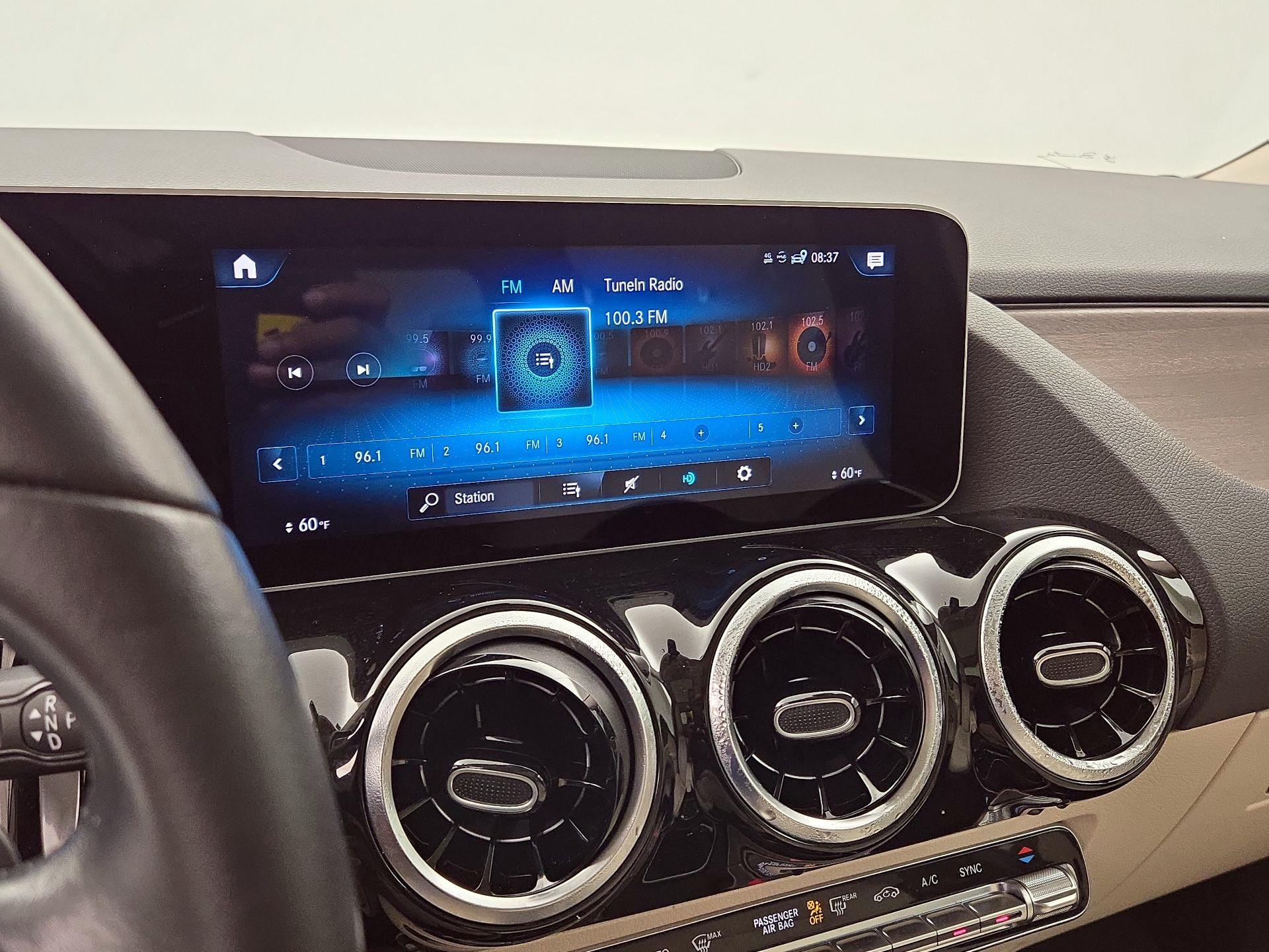 Thumbnail: 2021 Mercedes-Benz GLA - 15