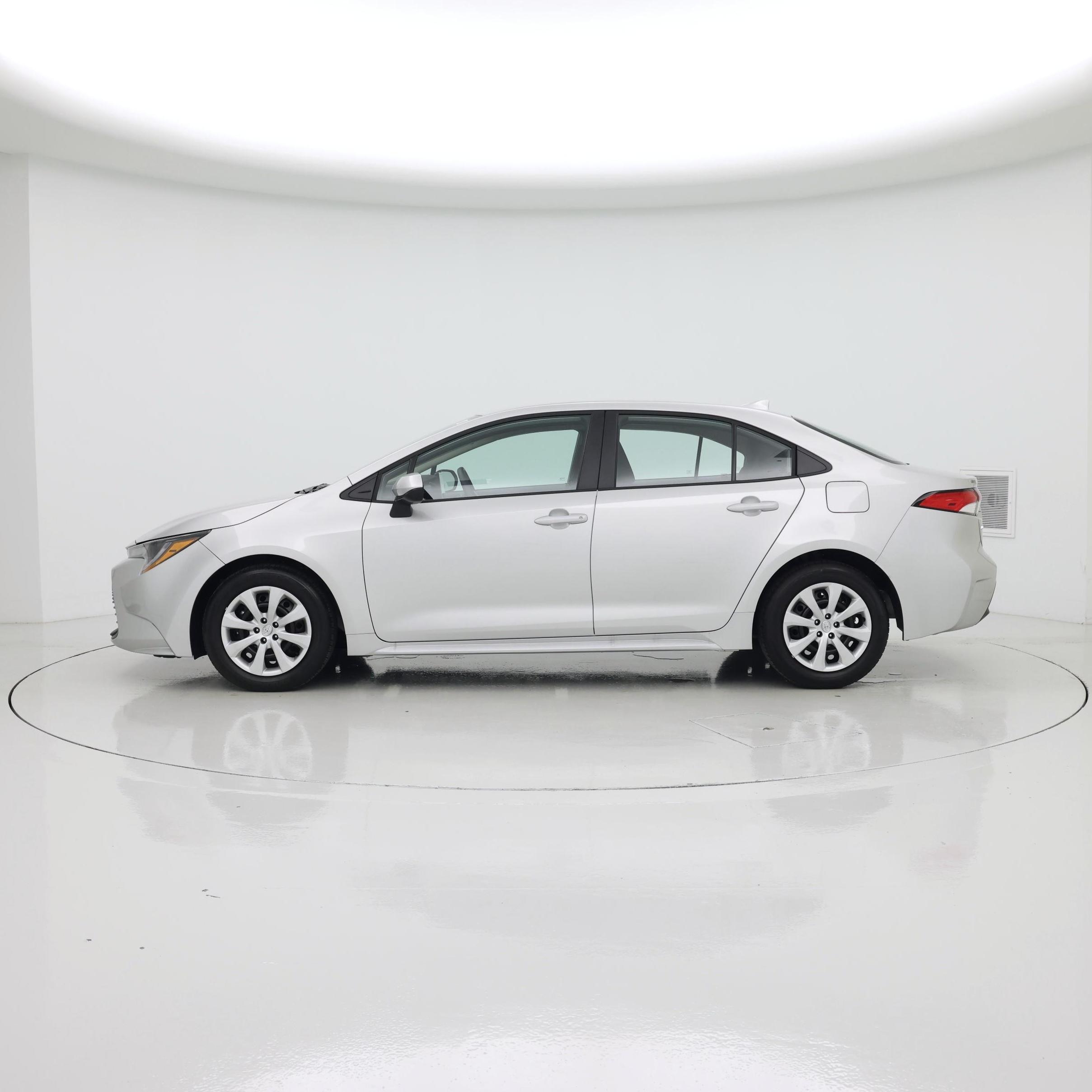 Thumbnail: 2026 Toyota Corolla - 3