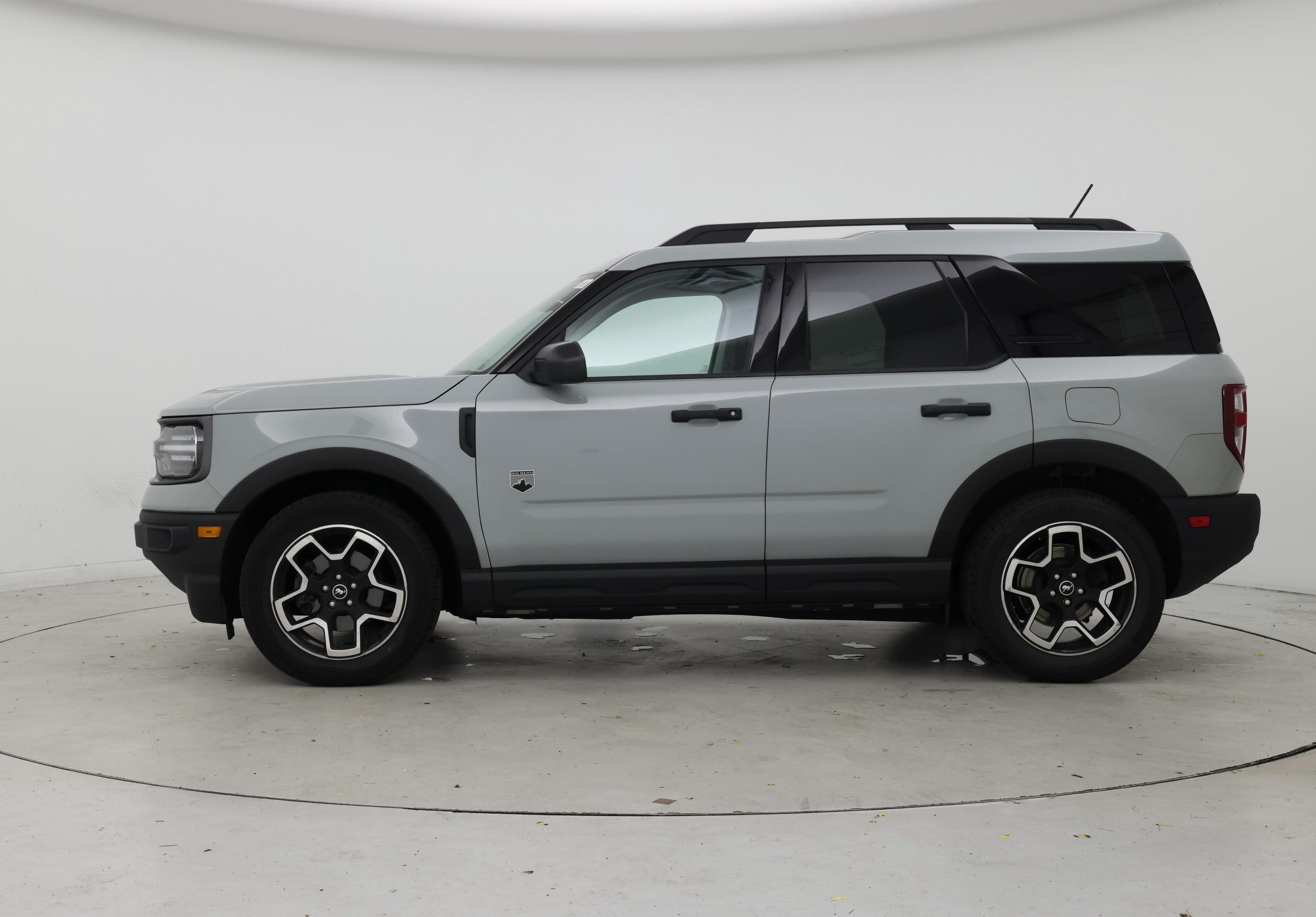 Thumbnail: 2021 Ford Bronco Sport - 3