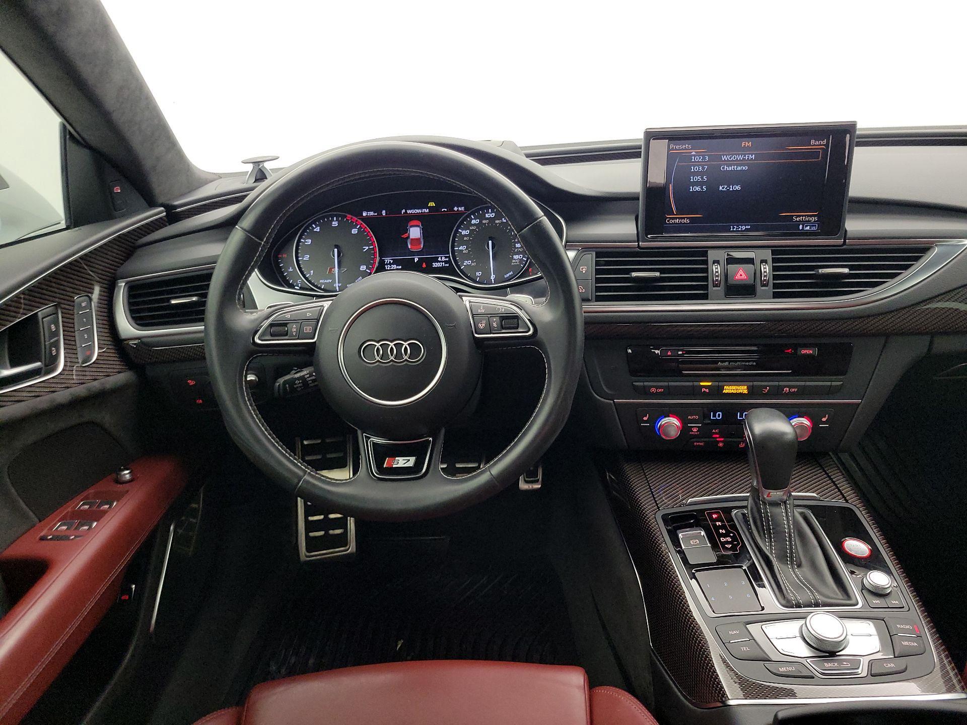 Thumbnail: 2018 Audi S7 - 10
