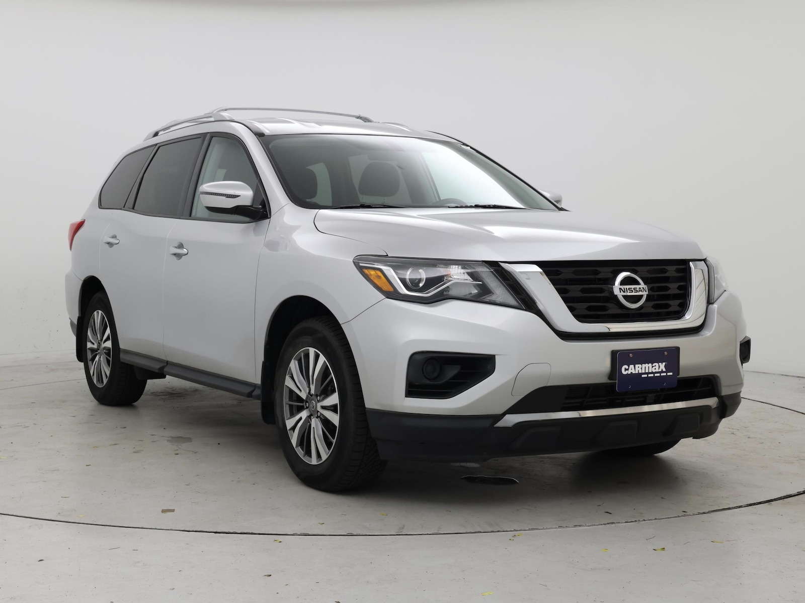 2019 Nissan Pathfinder S - Photo 2