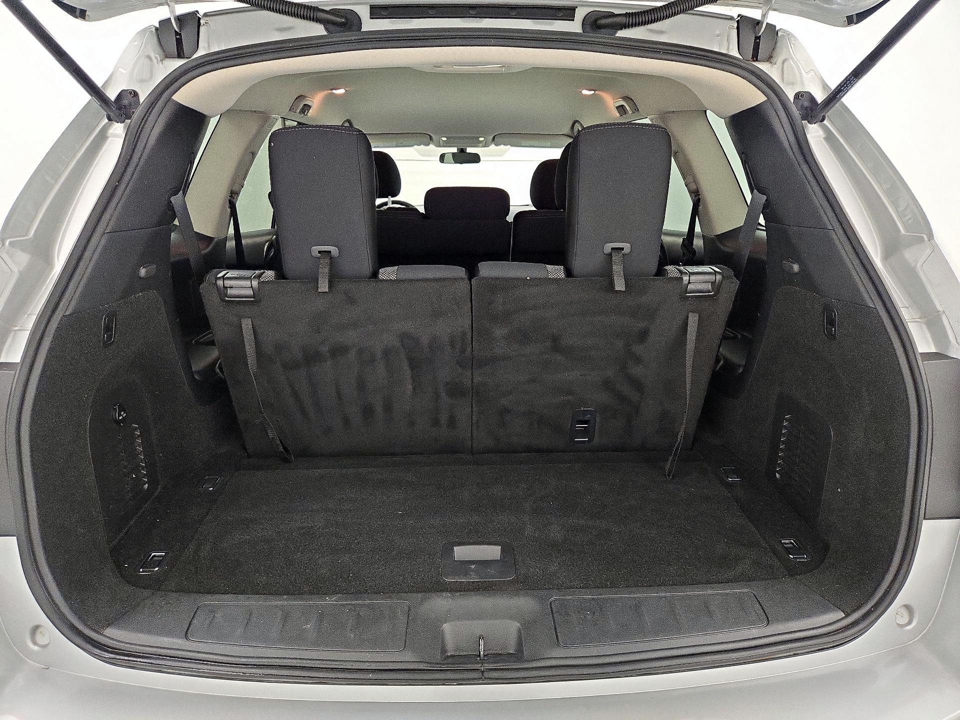 Thumbnail: 2019 Nissan Pathfinder - 20