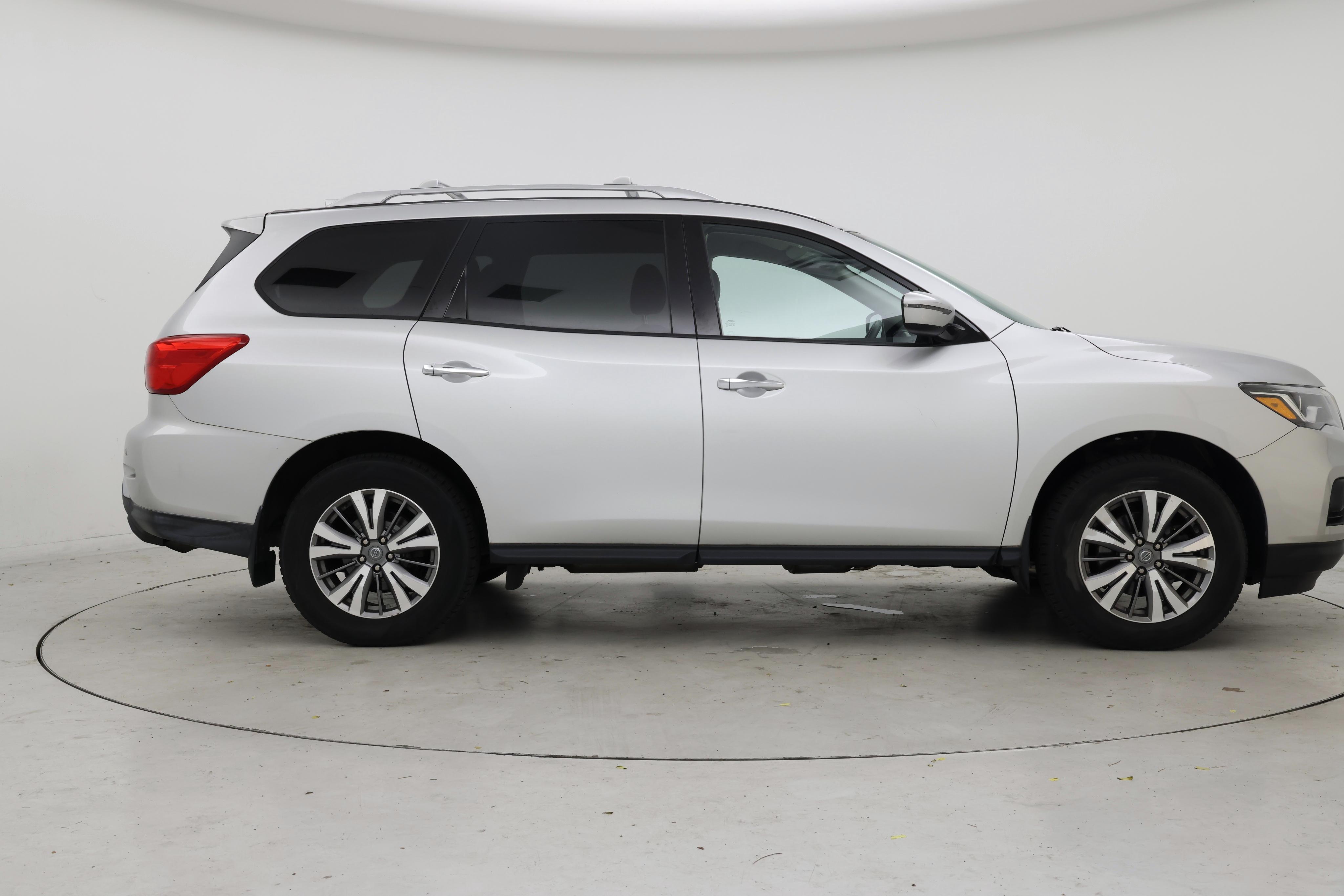 Thumbnail: 2019 Nissan Pathfinder - 7