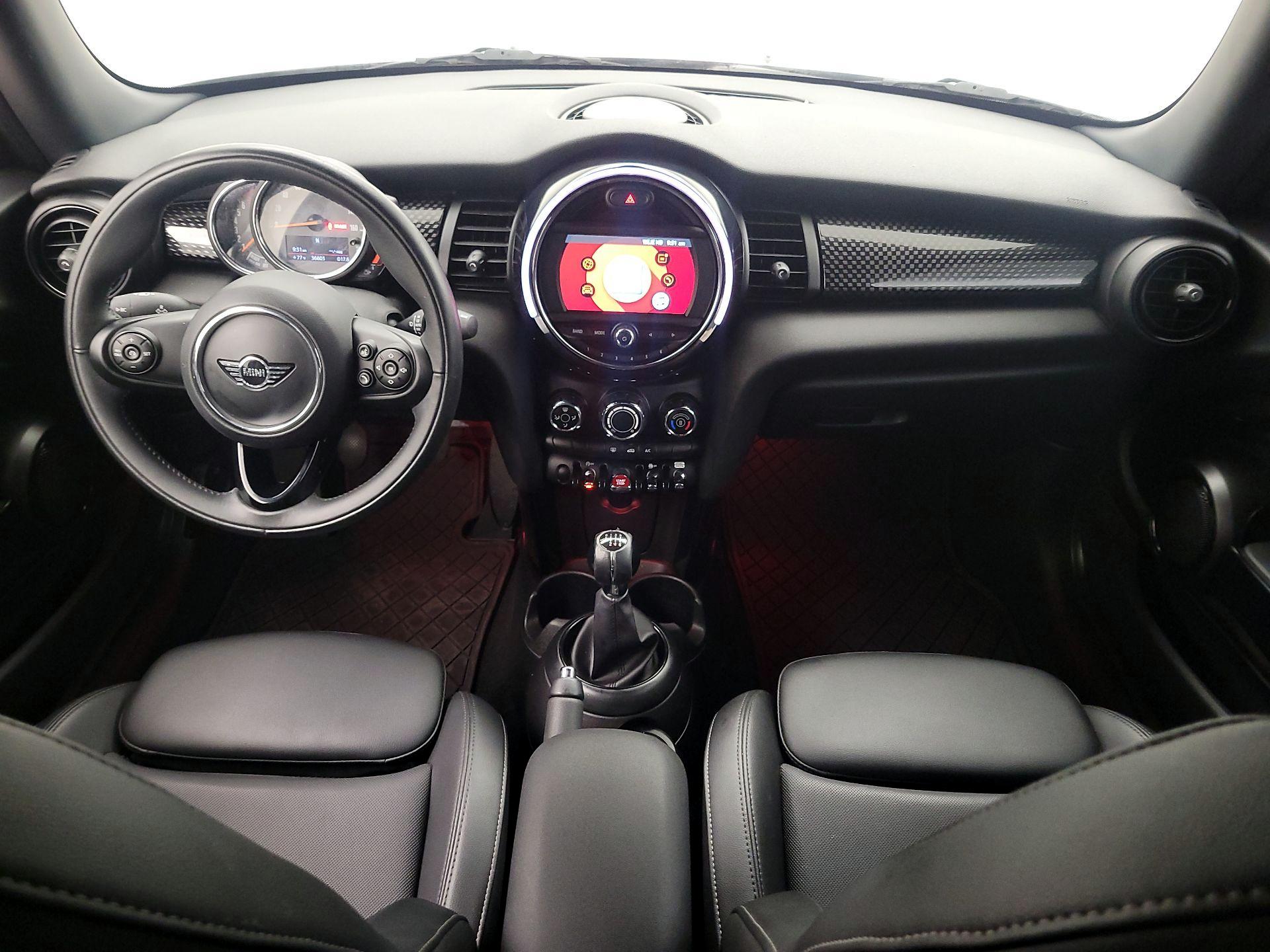 Thumbnail: 2019 MINI Cooper Hardtop - 9