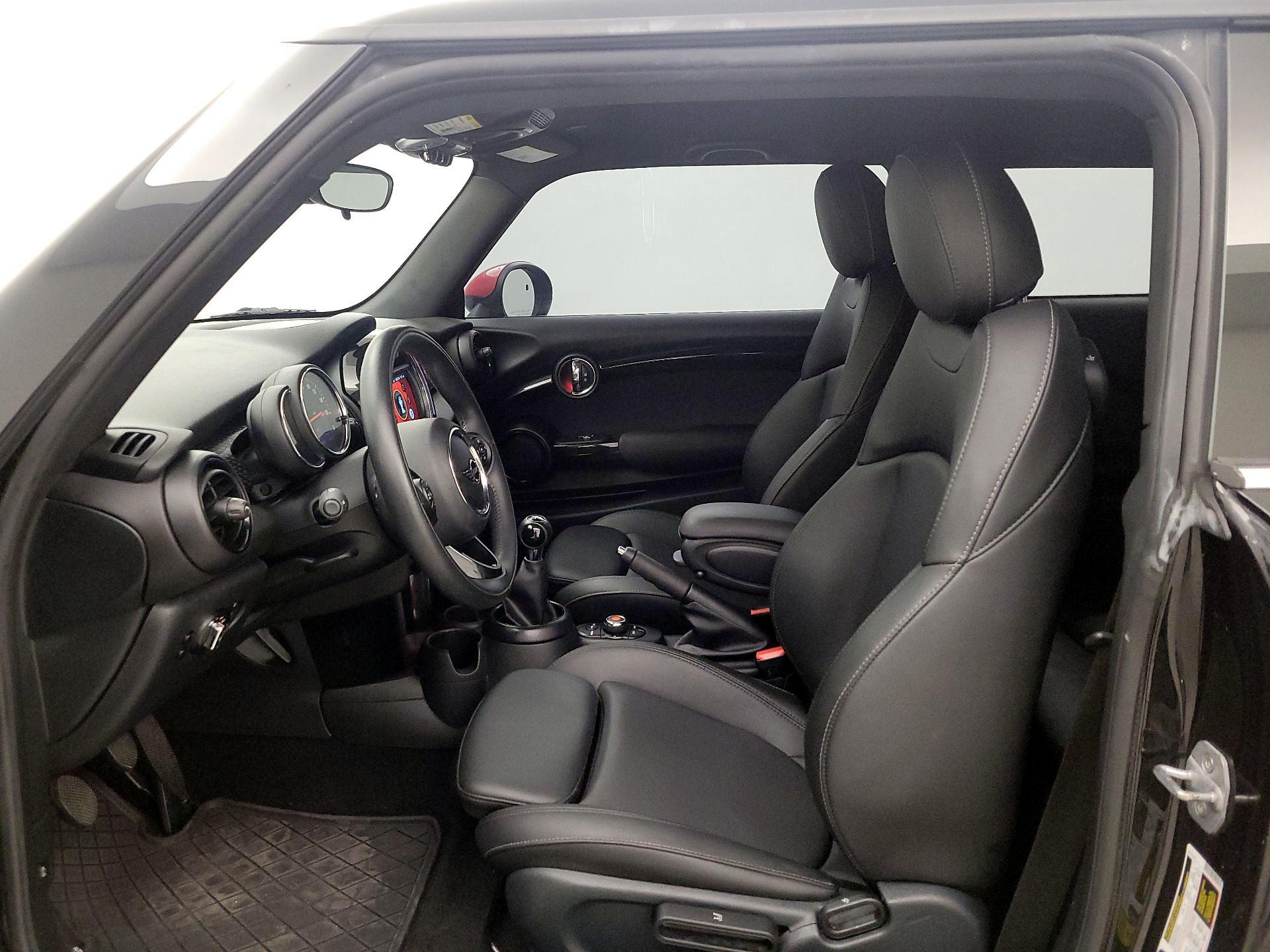 Thumbnail: 2019 MINI Cooper Hardtop - 11