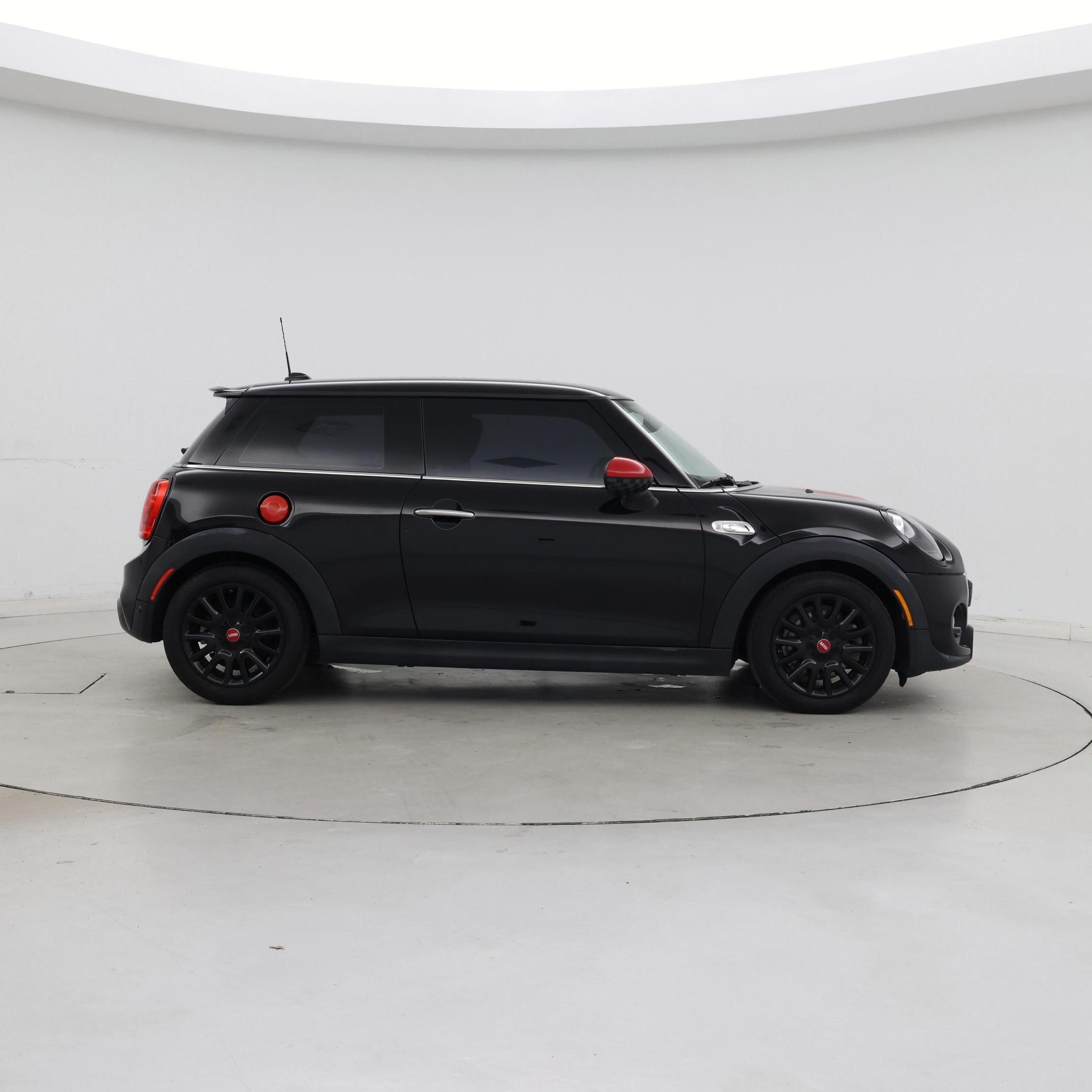 Thumbnail: 2019 MINI Cooper Hardtop - 7