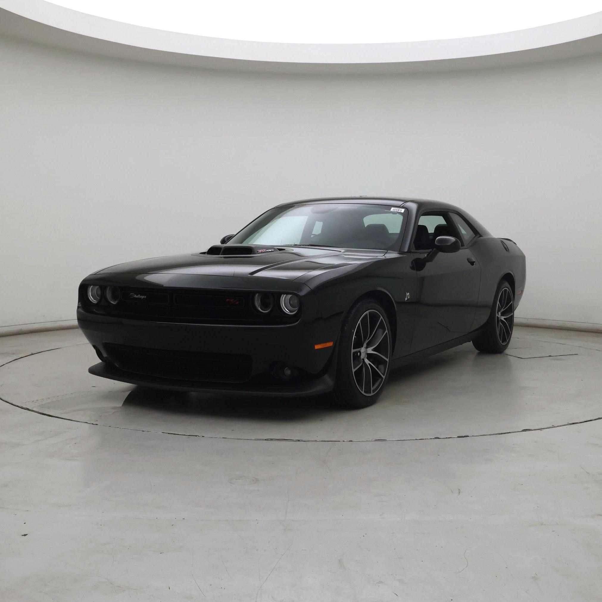 Thumbnail: 2016 Dodge Challenger - 4