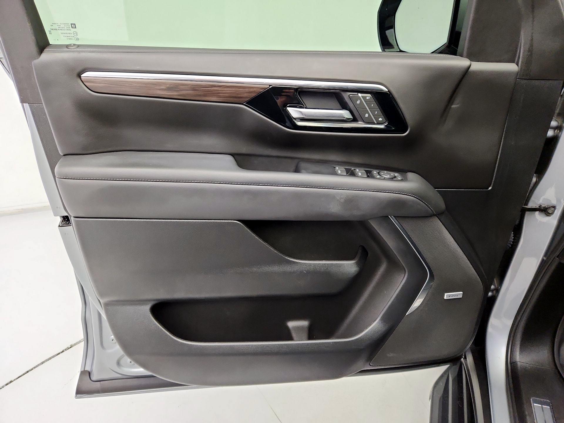 Thumbnail: 2025 Chevrolet Tahoe - 12