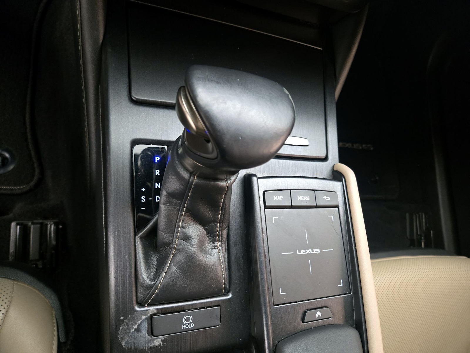 2019 Lexus ES 350 - Photo 18
