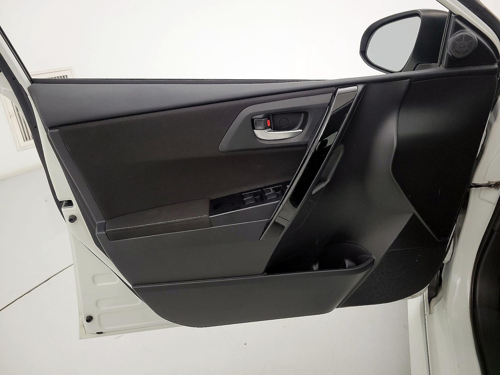2016 Scion iM Base - Photo 13
