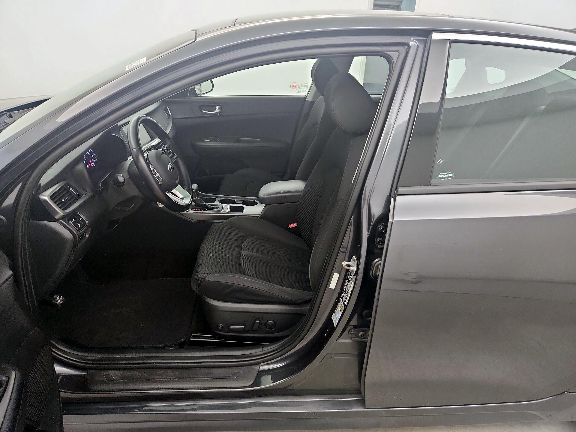 Thumbnail: 2019 Kia Optima - 9