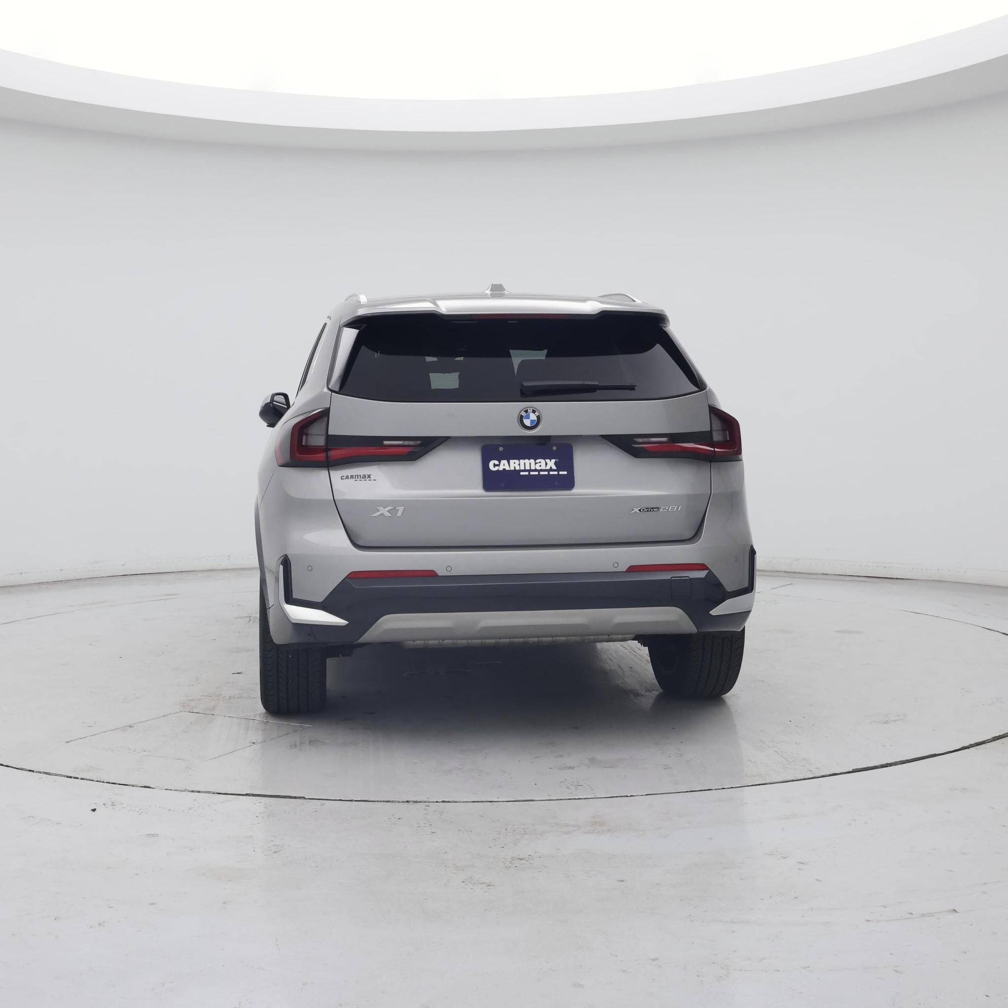 Thumbnail: 2023 BMW X1 - 6