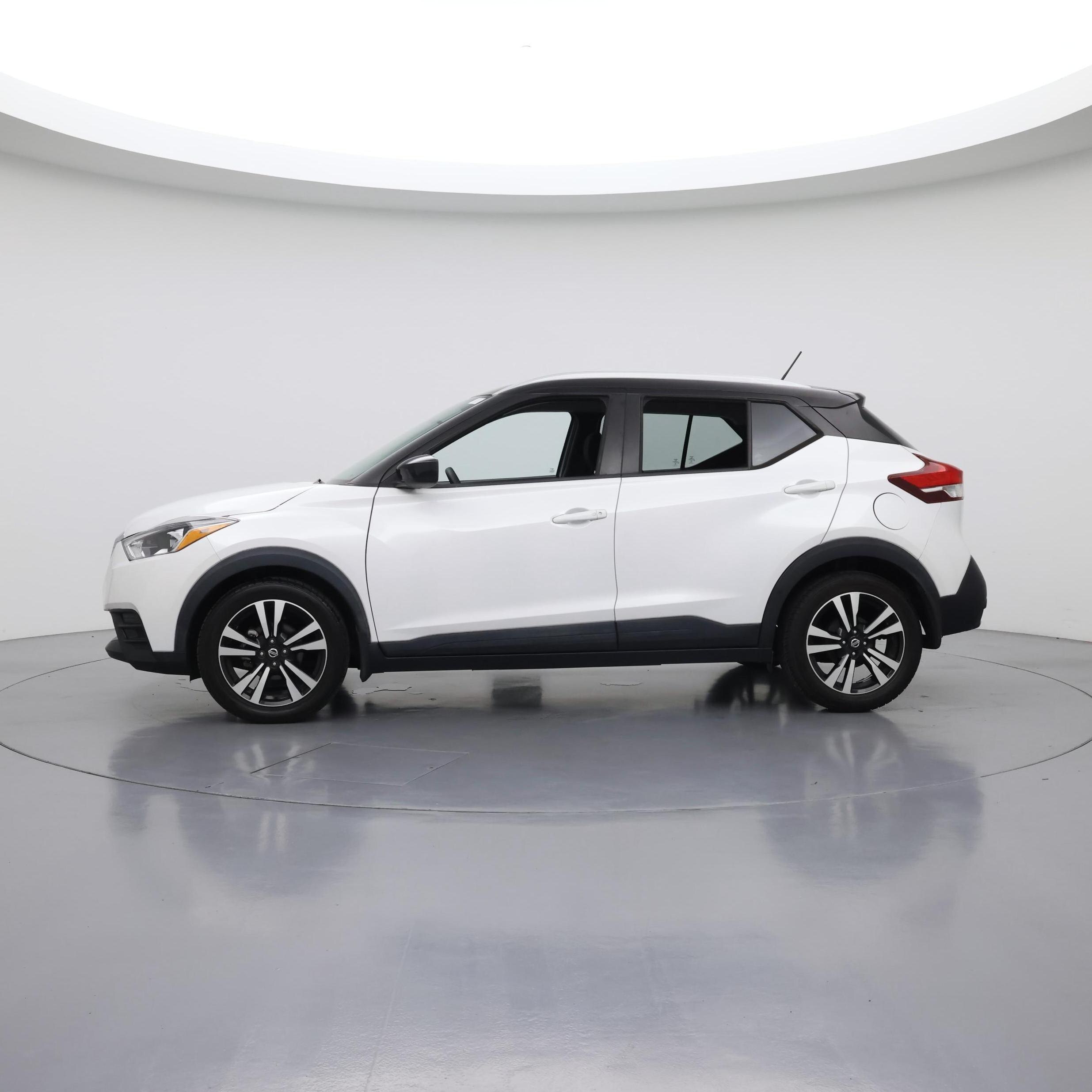 Thumbnail: 2018 Nissan Kicks - 3