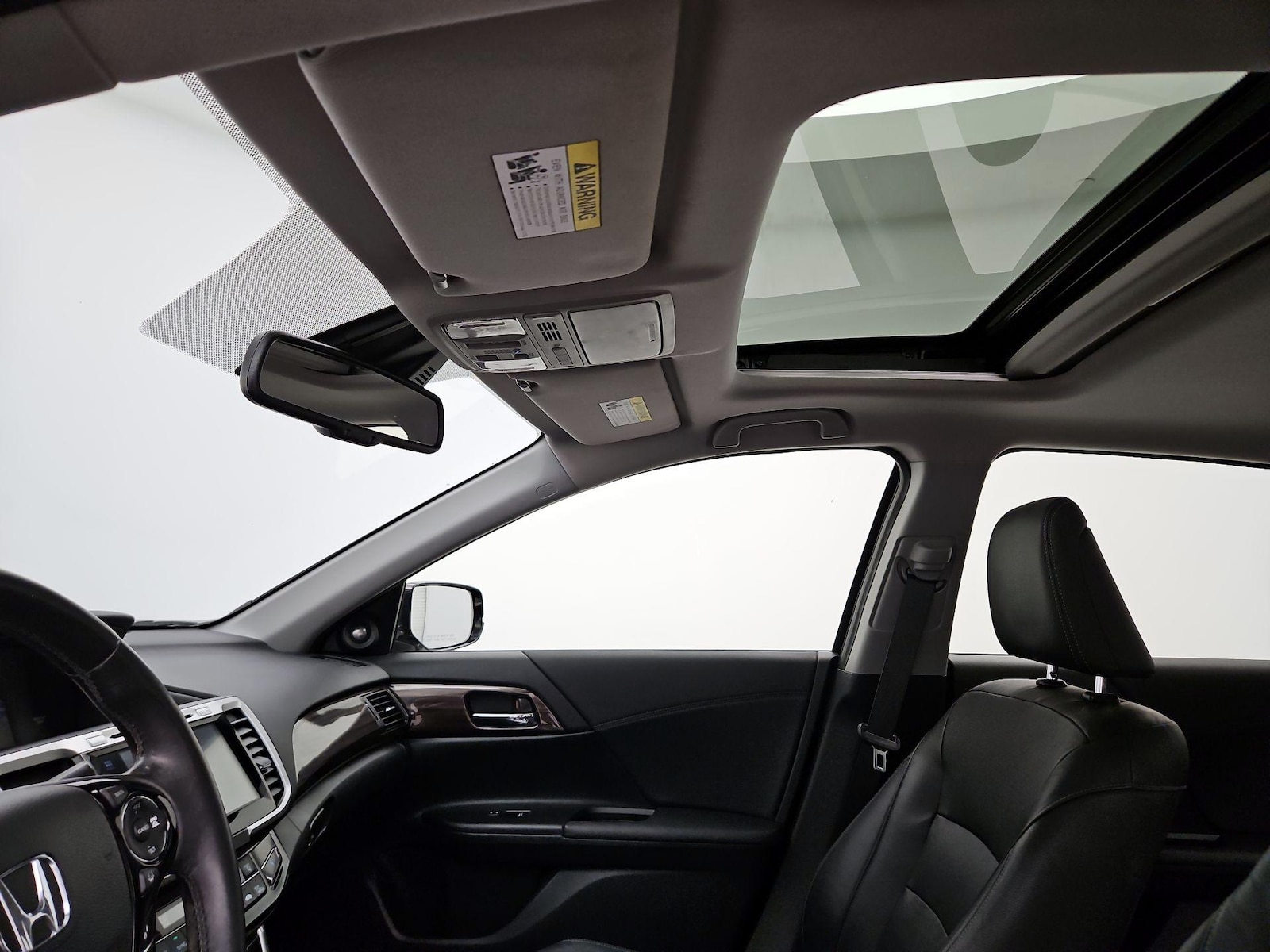 Sunroof(s) & Overhead Airbags