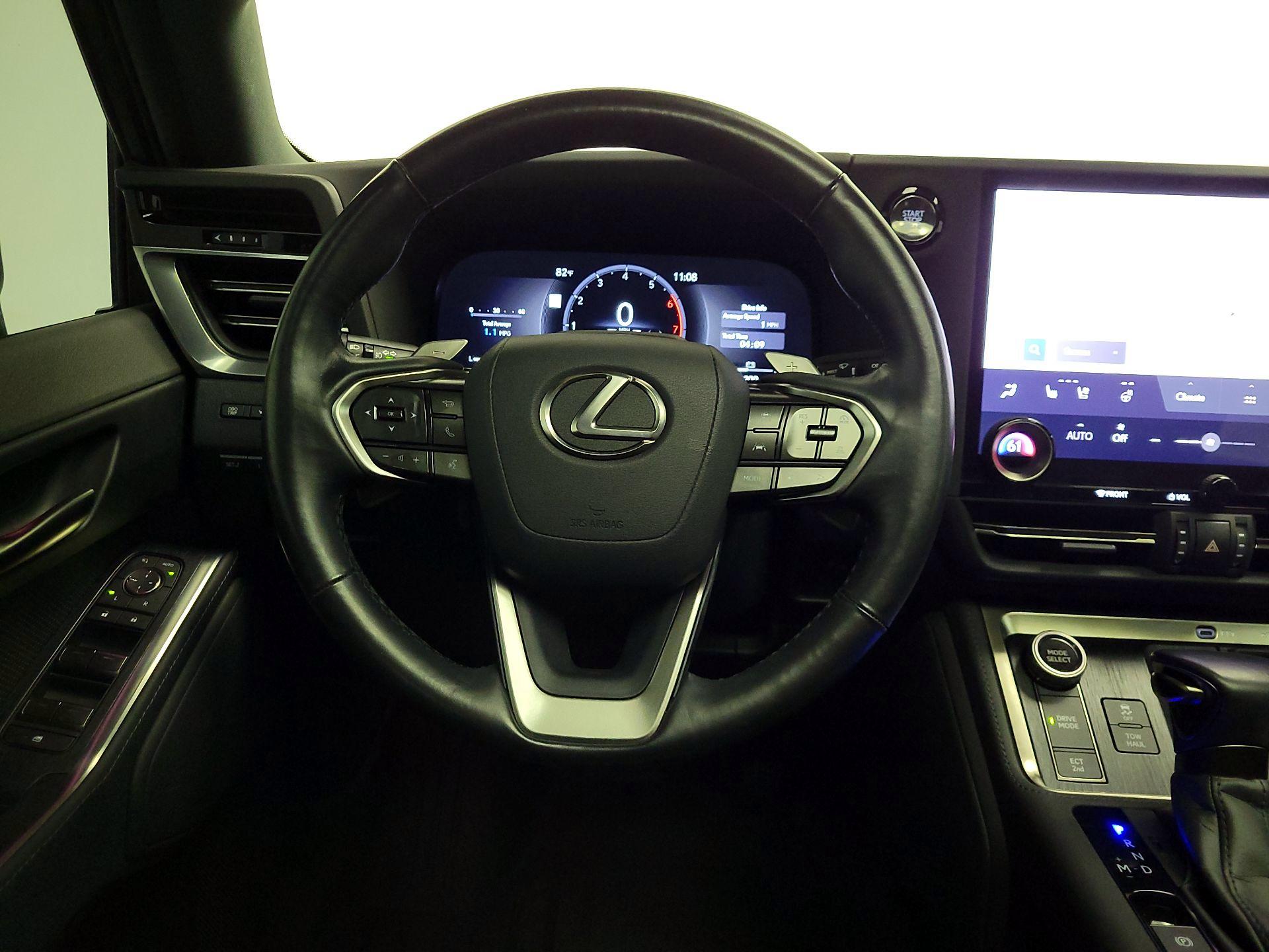 Thumbnail: 2024 Lexus GX - 10