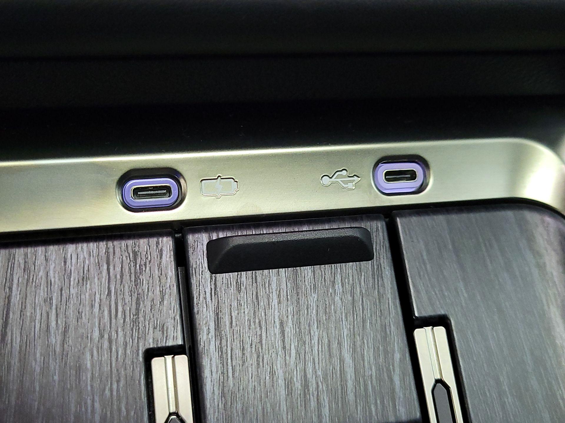 Thumbnail: 2024 Lexus GX - 19