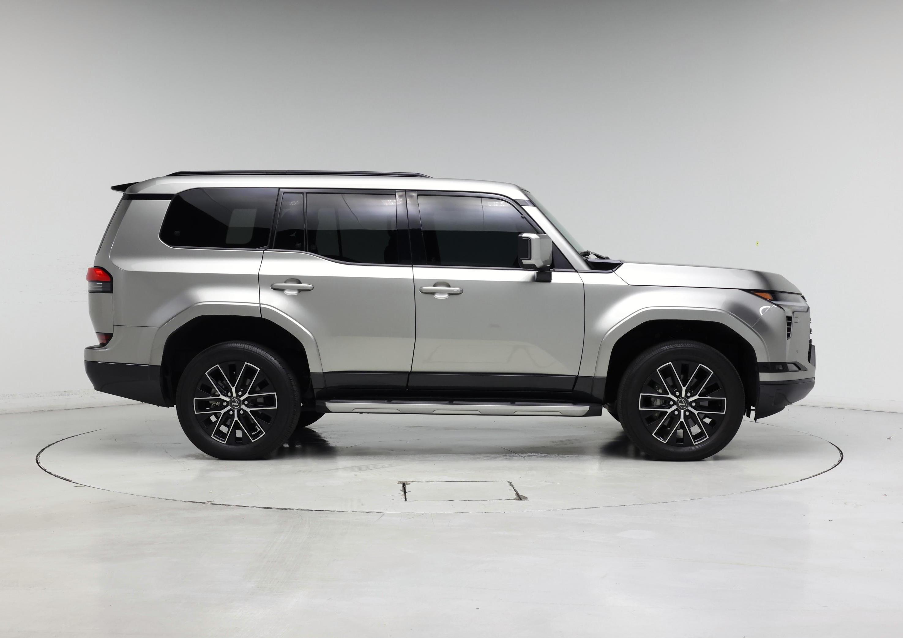 Thumbnail: 2024 Lexus GX - 7