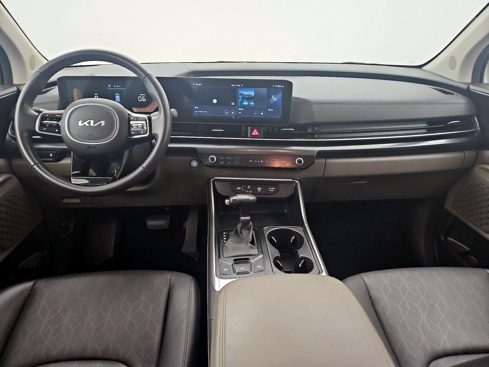 Apple CarPlay® & Android Auto™