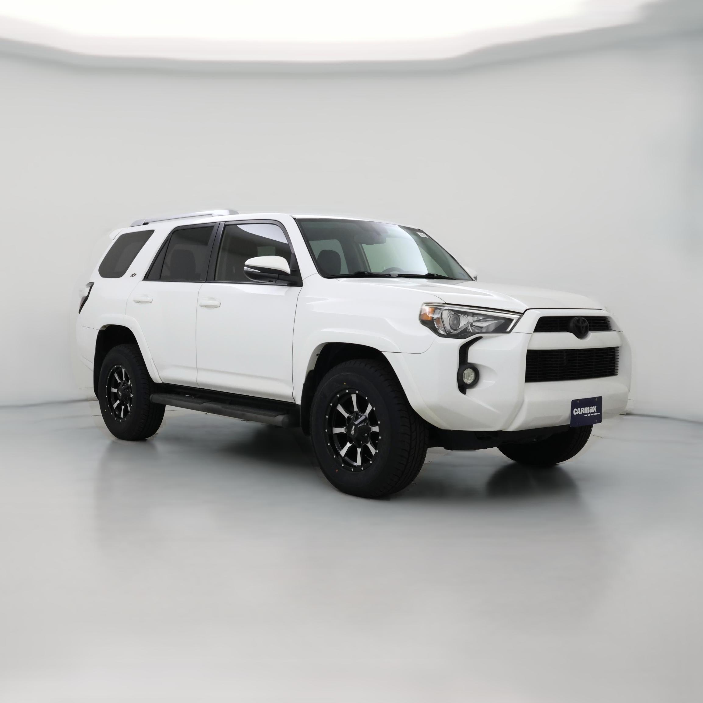Thumbnail: 2018 Toyota 4Runner - 1