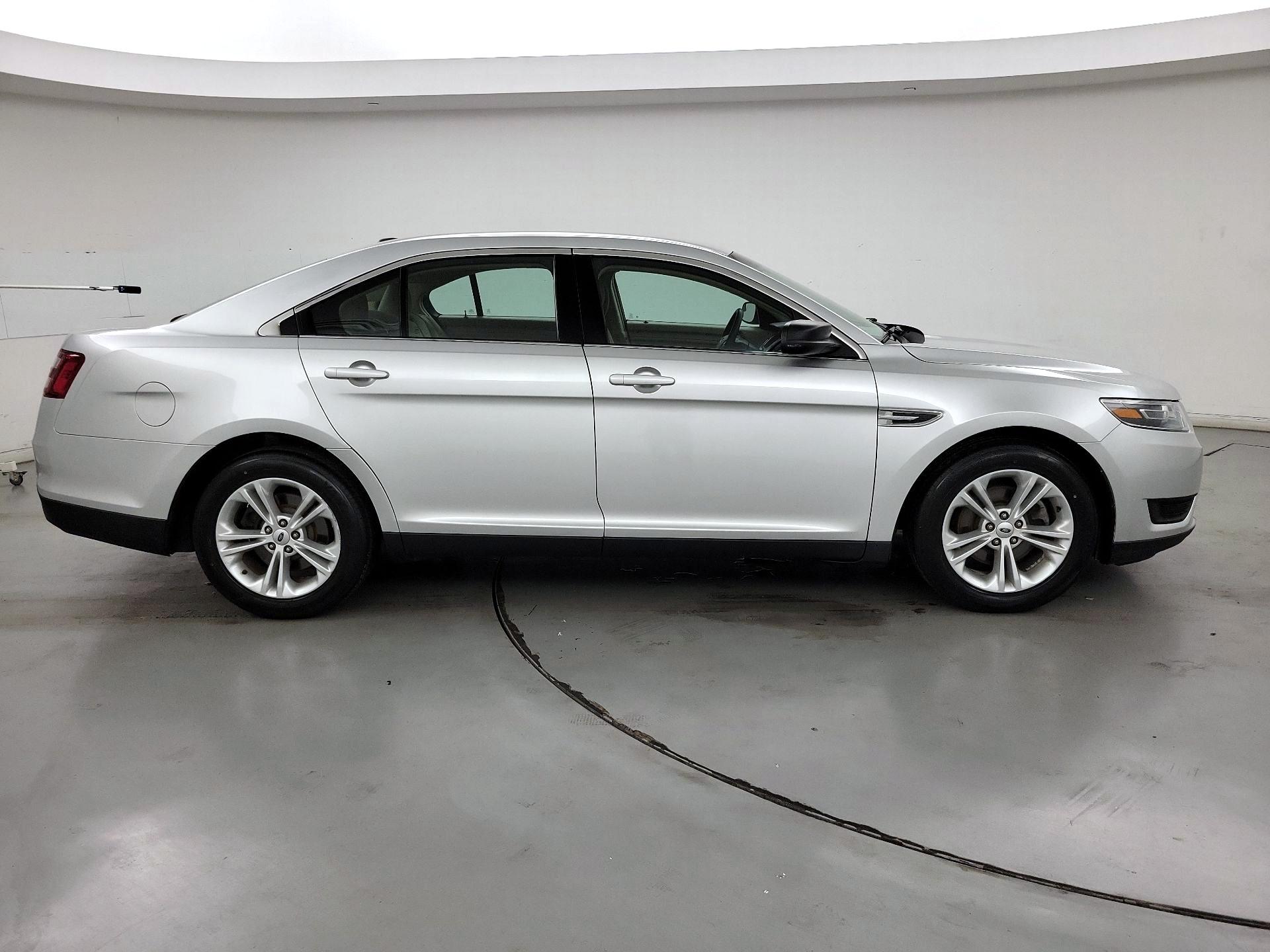 Thumbnail: 2017 Ford Taurus - 4
