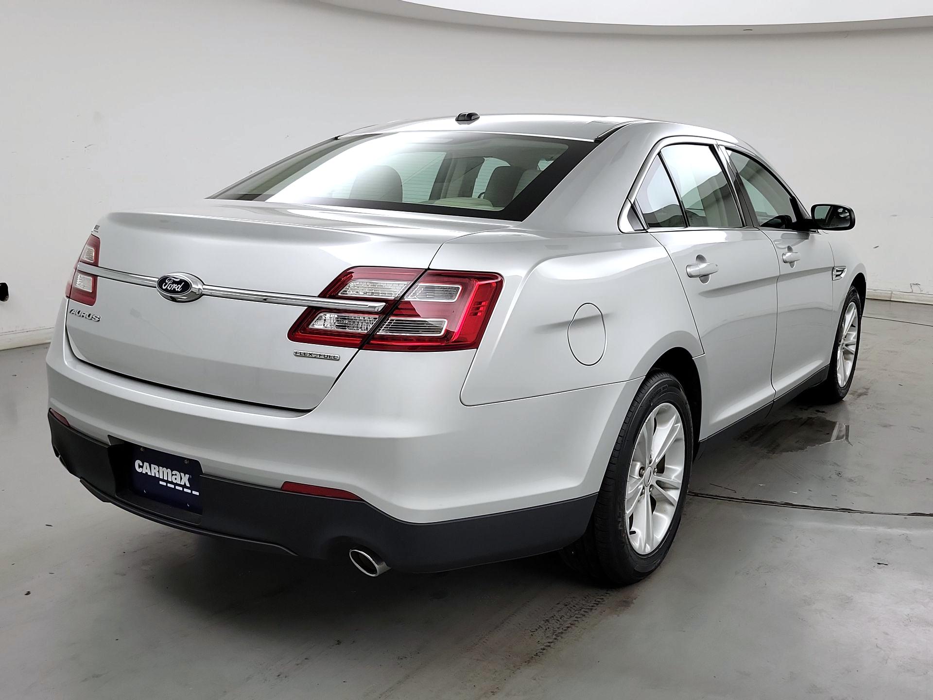 Thumbnail: 2017 Ford Taurus - 5