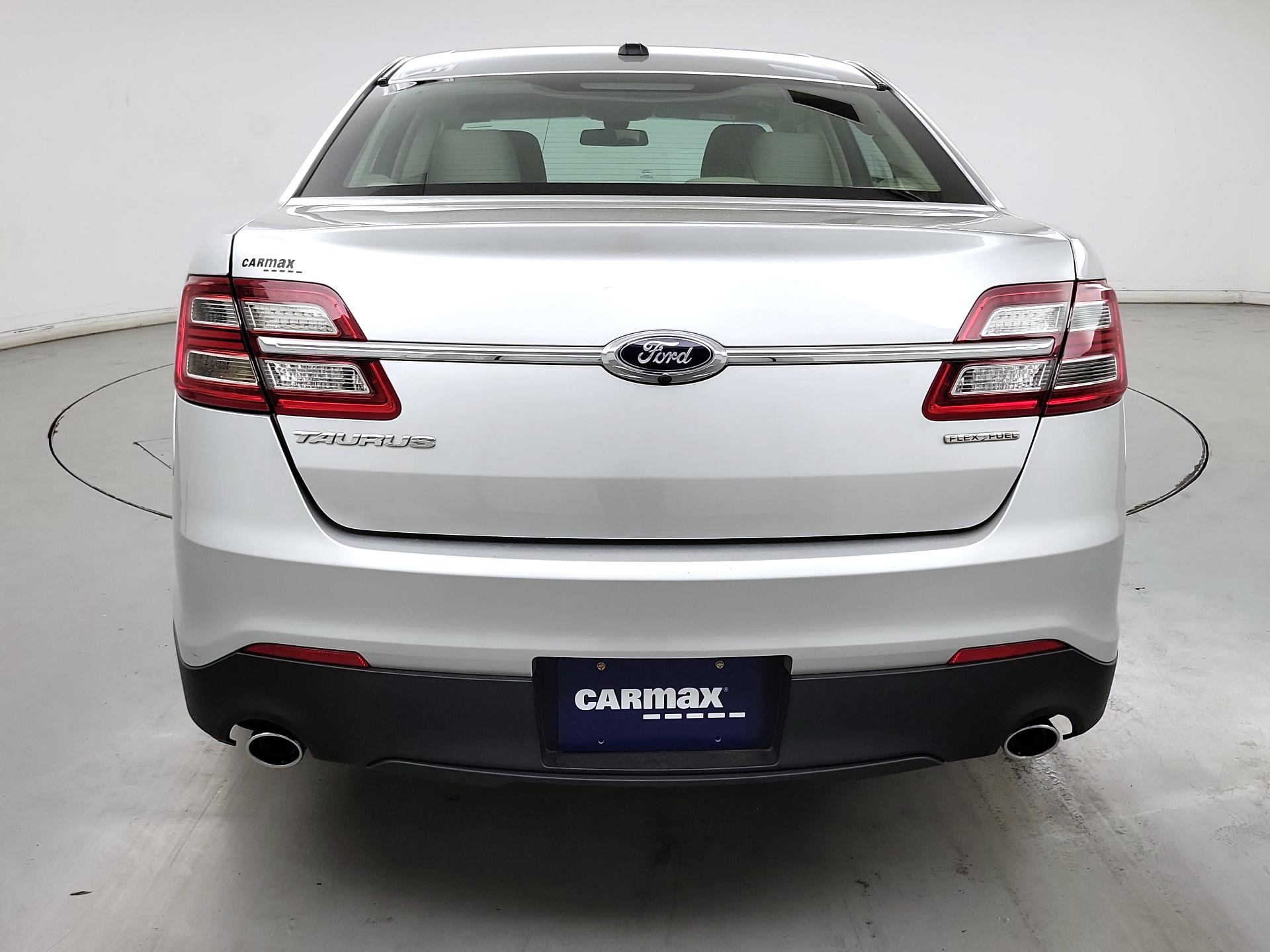 Thumbnail: 2017 Ford Taurus - 6