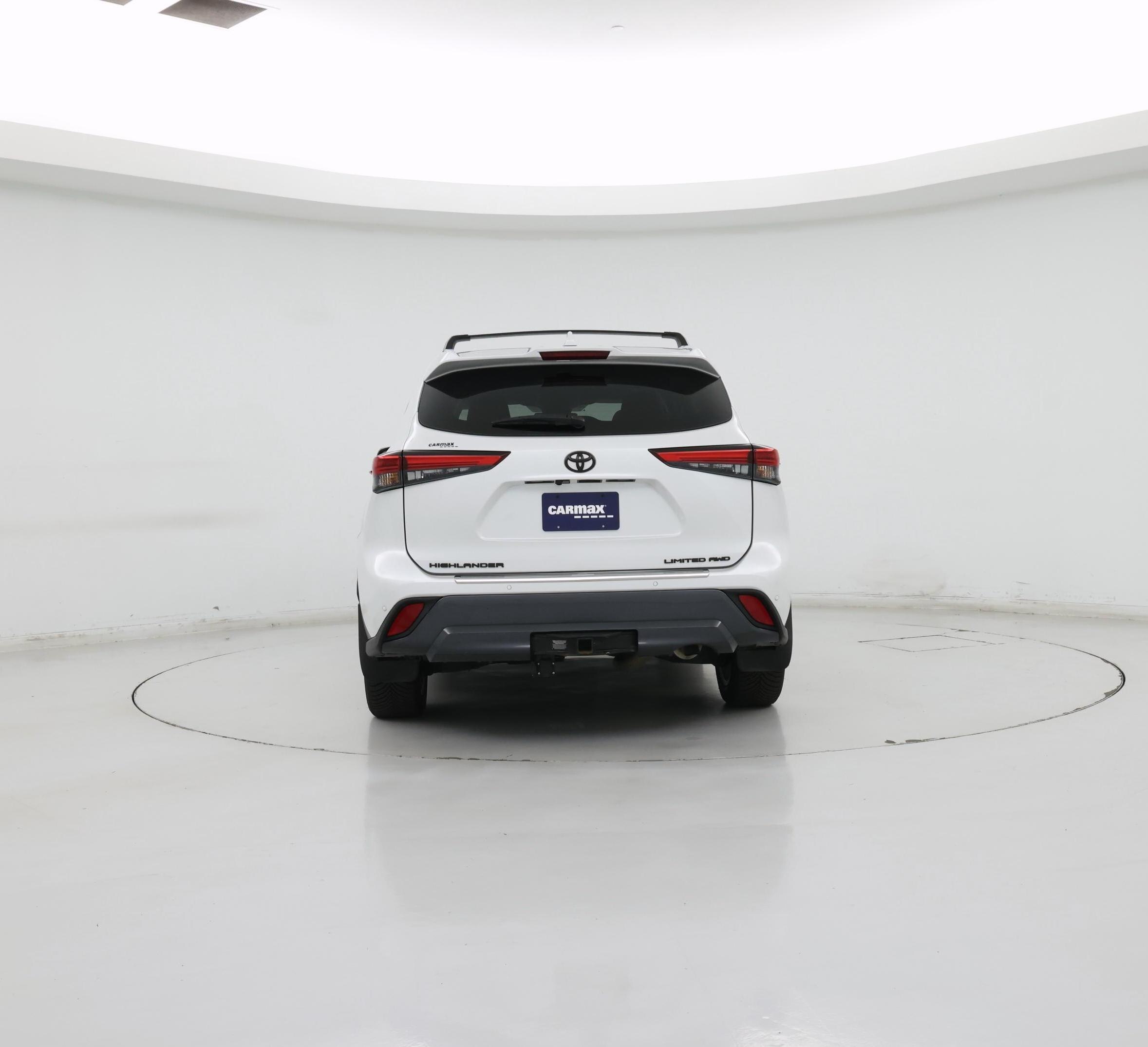 Thumbnail: 2022 Toyota Highlander - 6