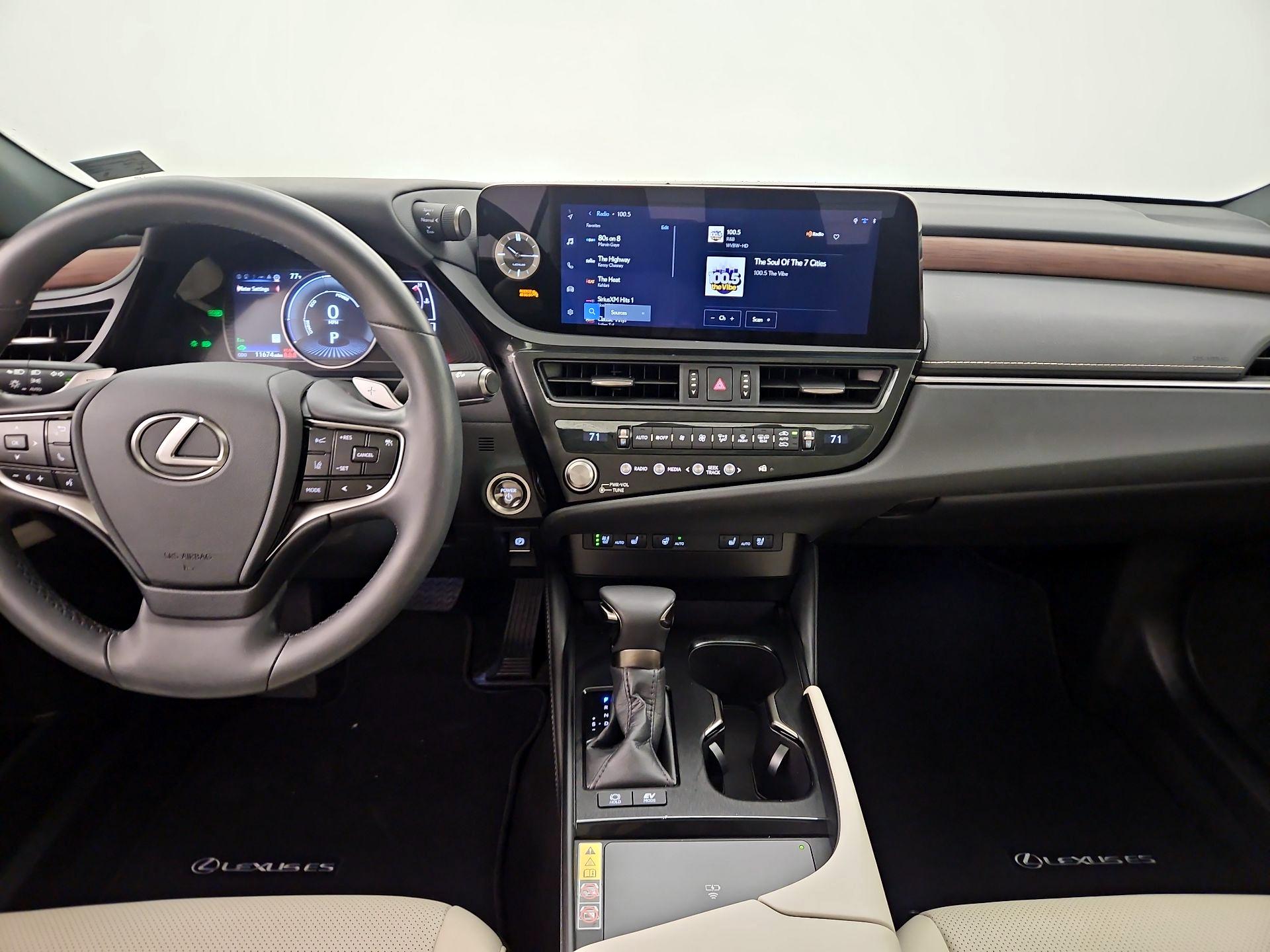 Thumbnail: 2025 Lexus ES - 9