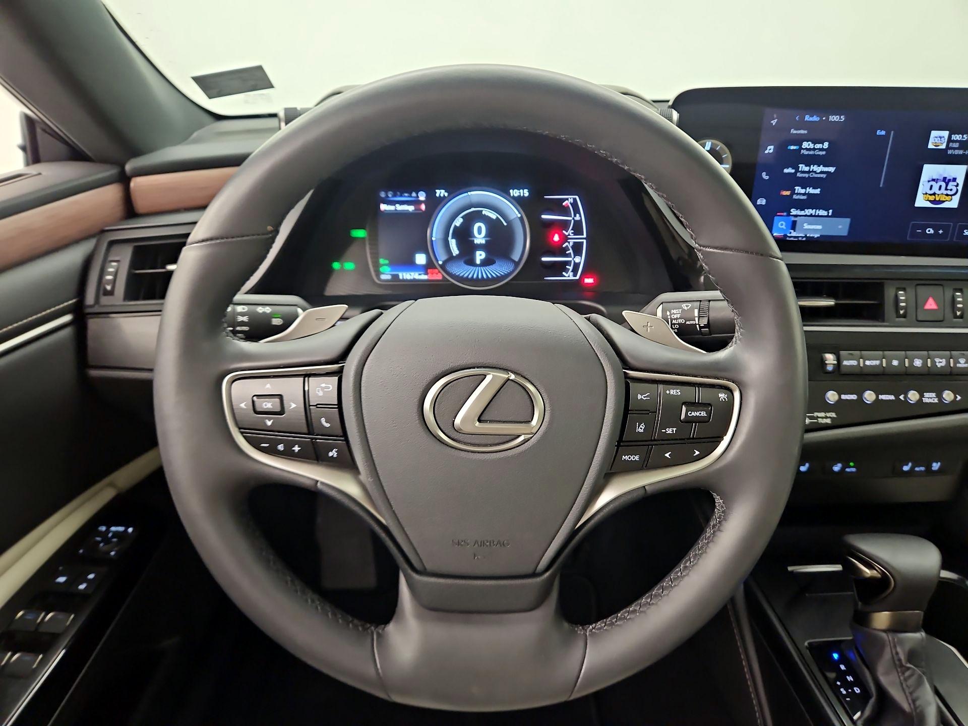 Thumbnail: 2025 Lexus ES - 10