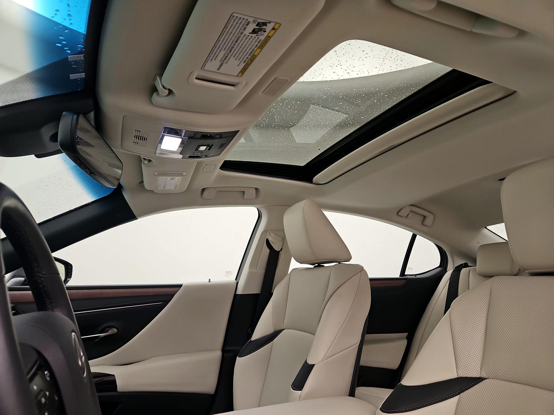 Thumbnail: 2025 Lexus ES - 20