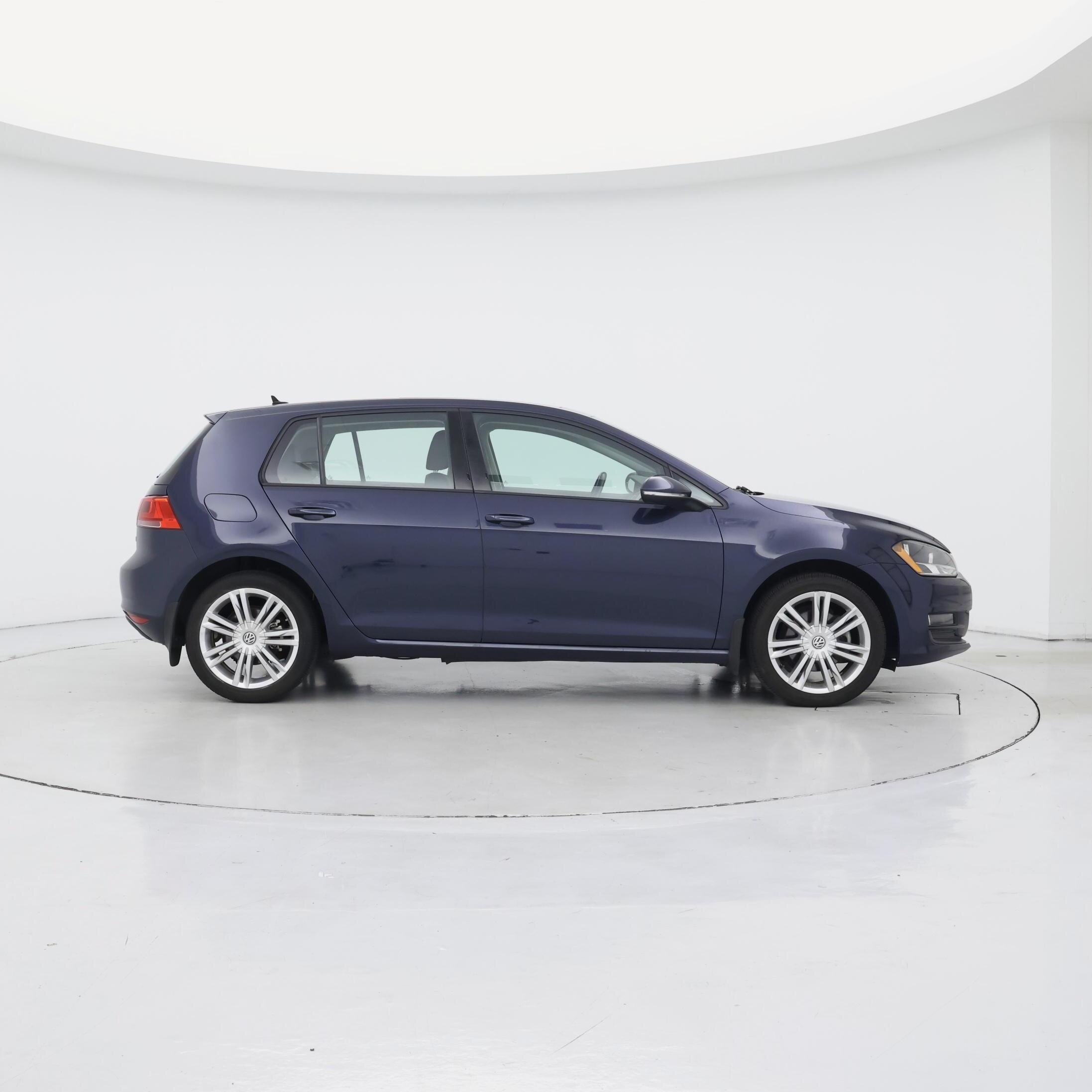 Thumbnail: 2016 Volkswagen Golf - 7