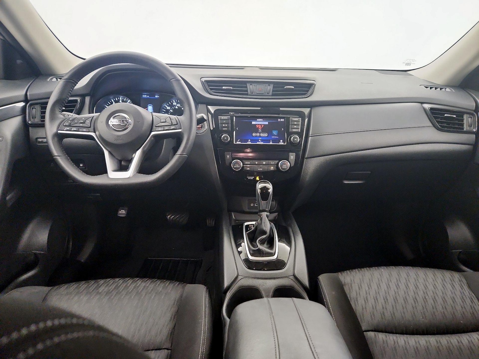 2019 Nissan Rogue SV - Photo 8