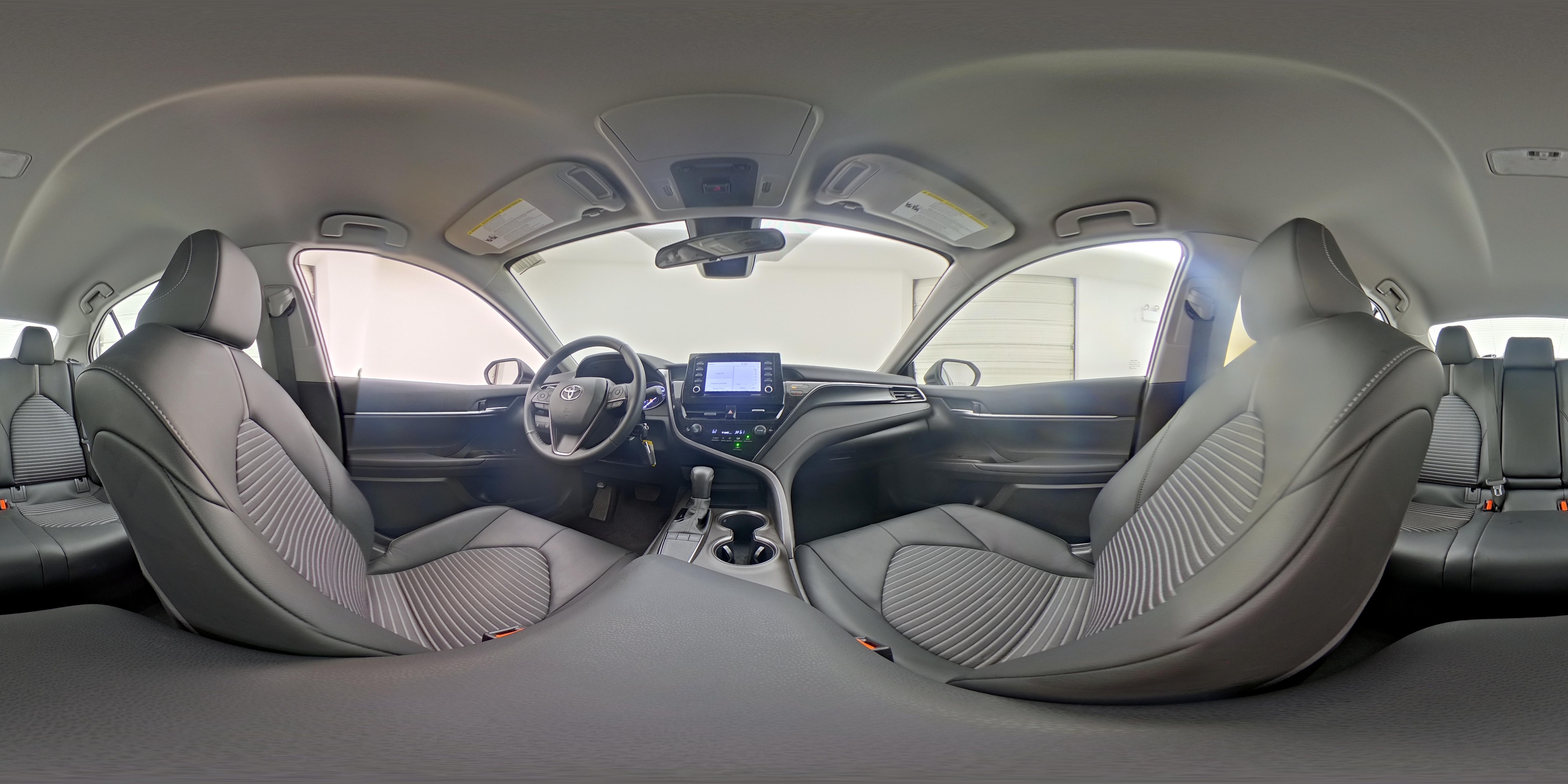 2023 Toyota Camry SE - Photo 24