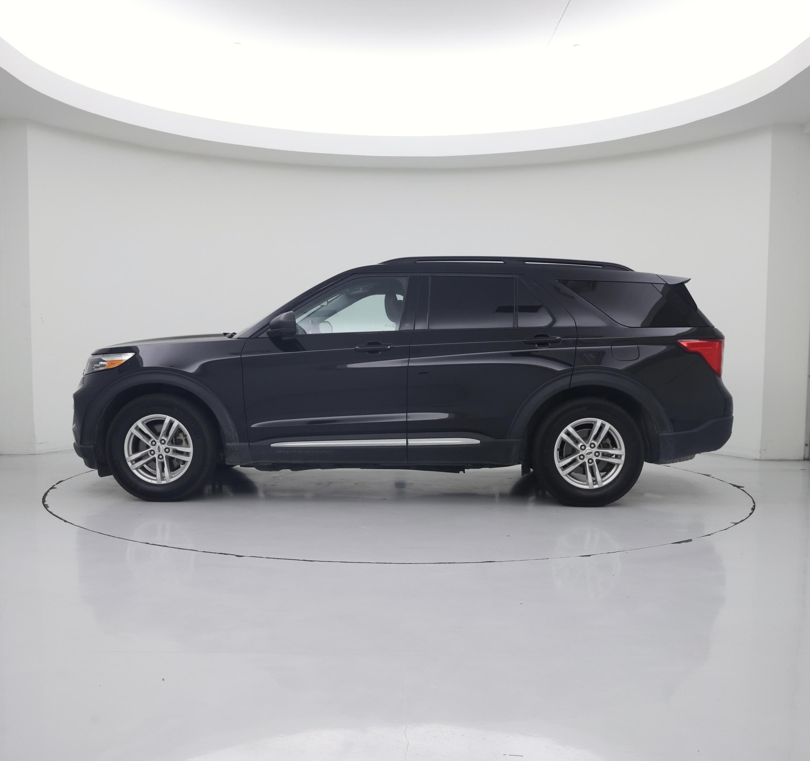 Thumbnail: 2024 Ford Explorer - 3