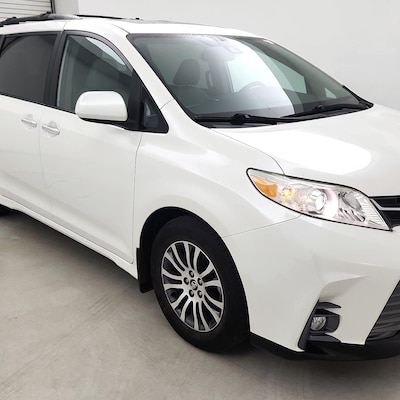 2019 Toyota Sienna XLE
