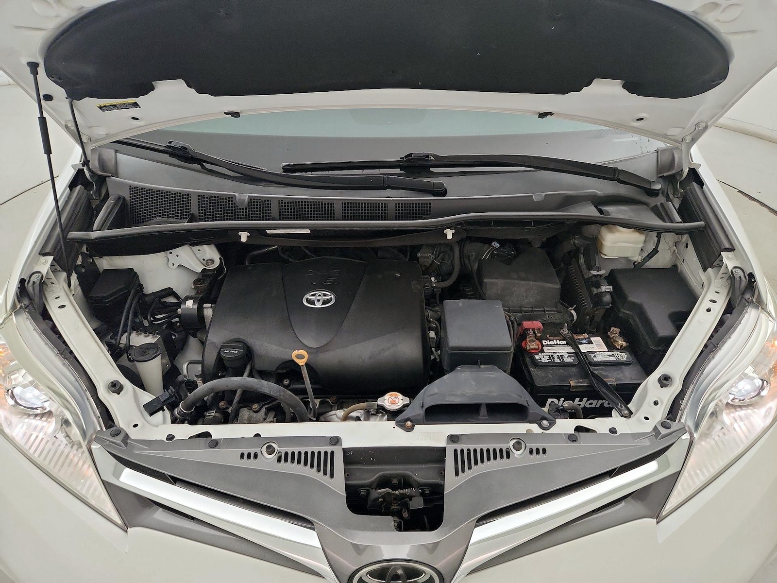 2019 Toyota Sienna XLE - Photo 24
