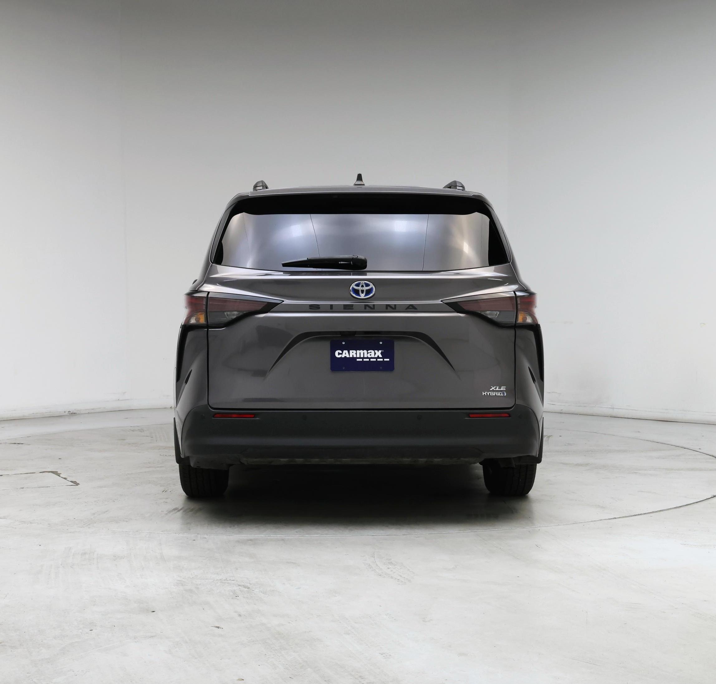 Thumbnail: 2023 Toyota Sienna - 6
