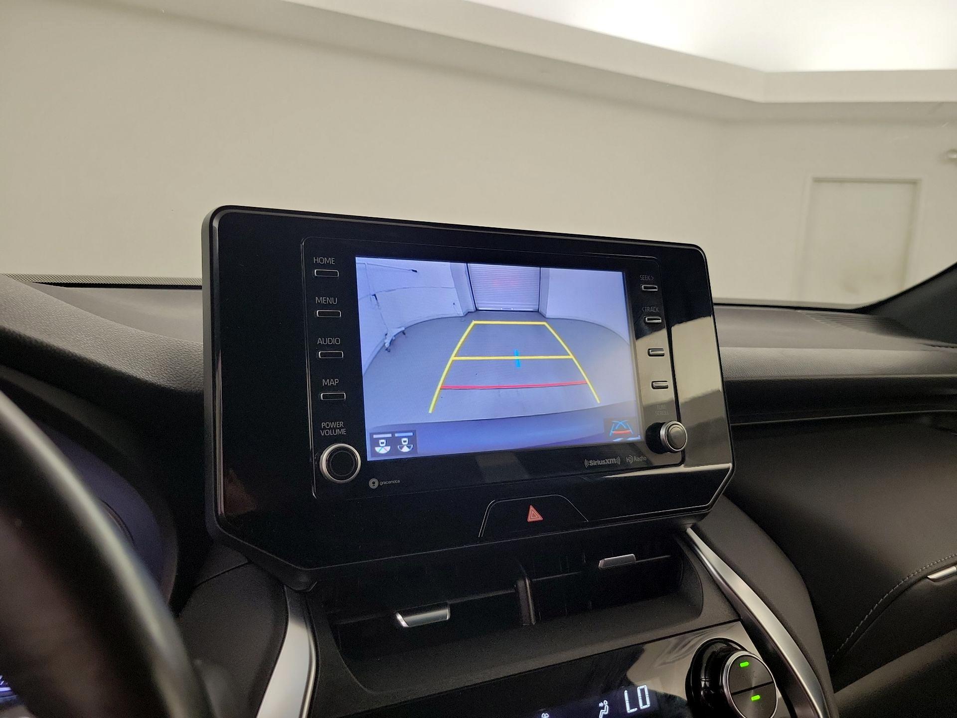 Thumbnail: 2021 Toyota Venza - 12