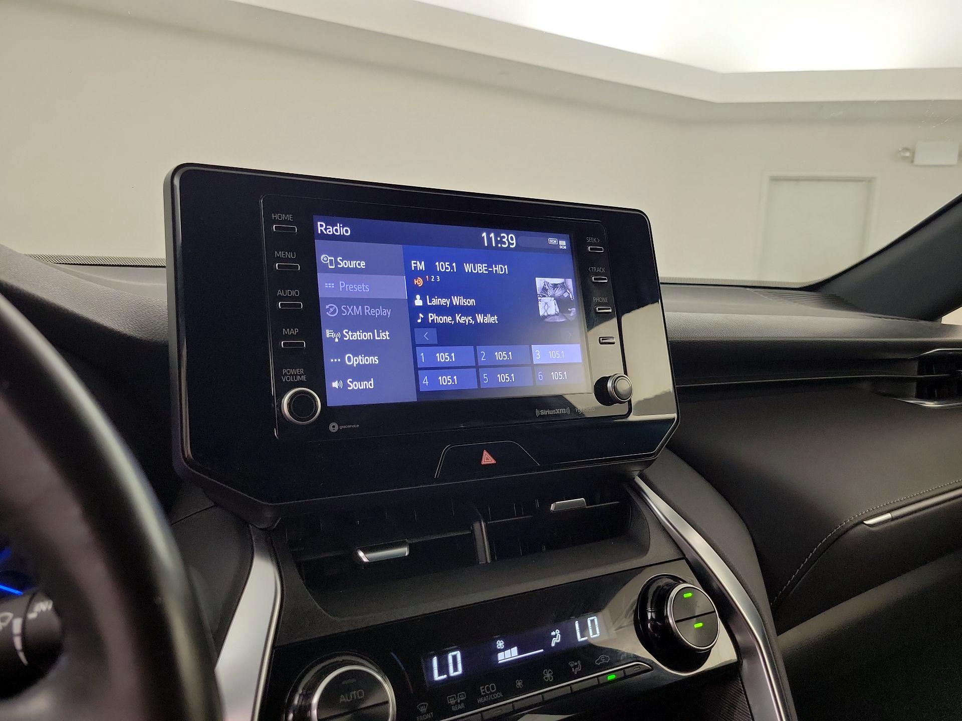 Thumbnail: 2021 Toyota Venza - 13