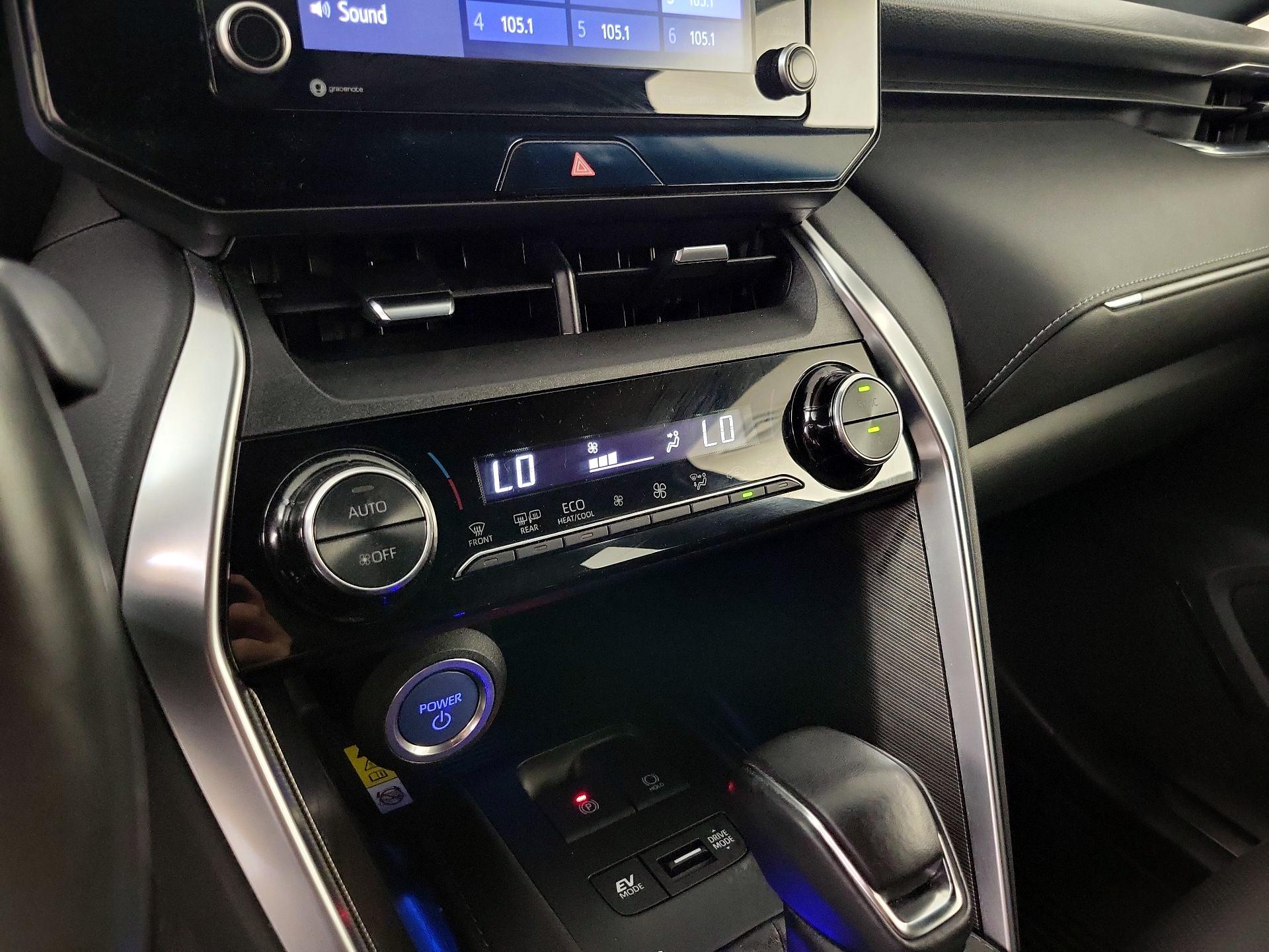 Thumbnail: 2021 Toyota Venza - 14